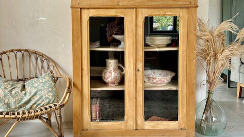 DIY : relooker des meubles vintage pour en faire des pièces uniques