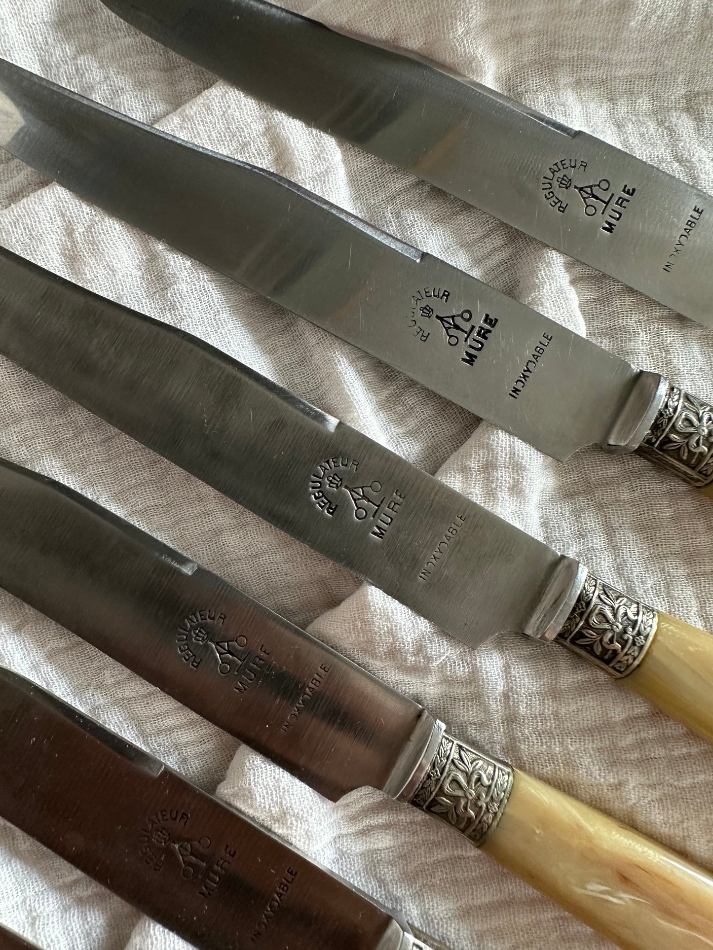 Ensemble de 6 couteaux De Raymonde à Zoé