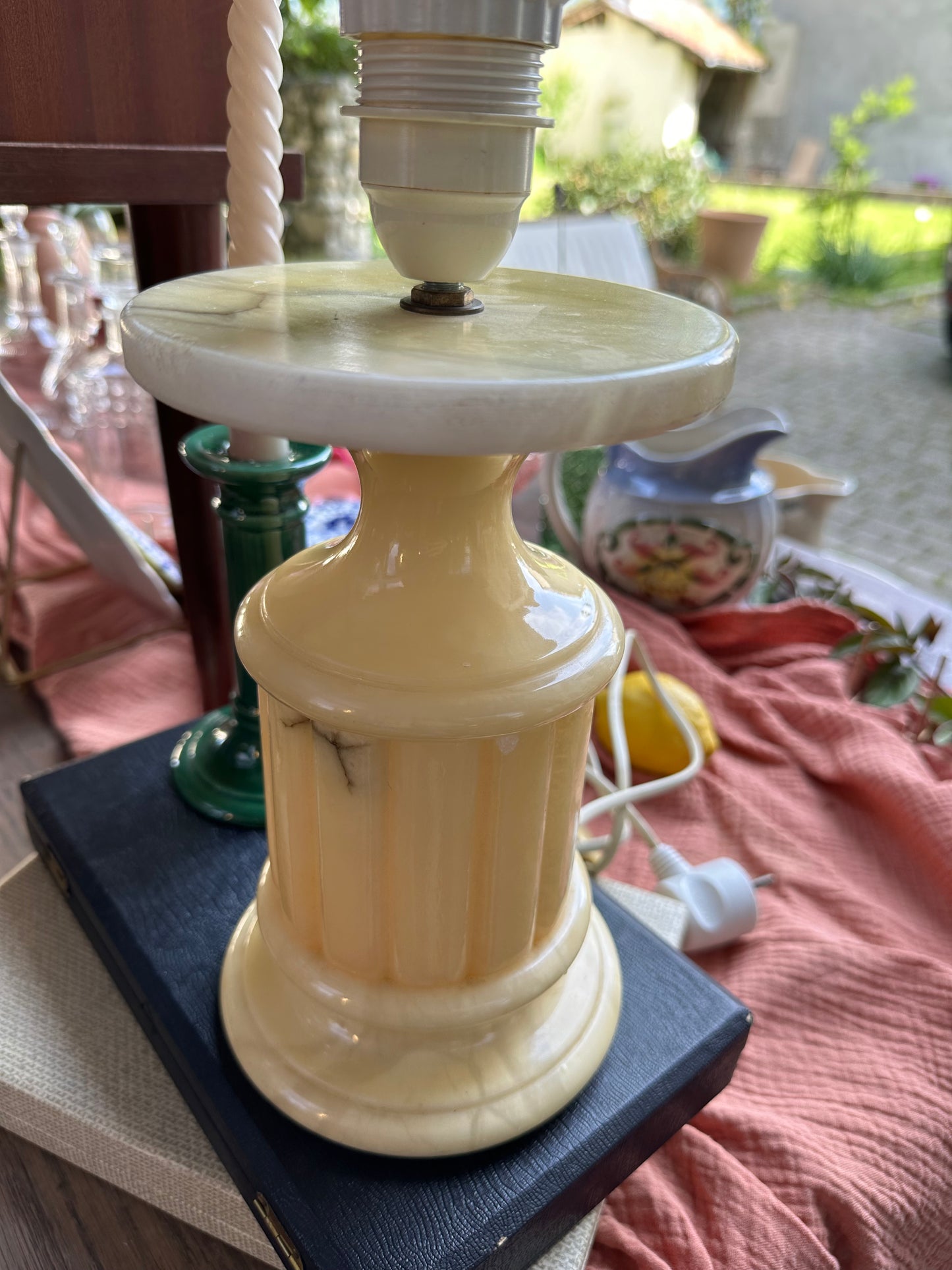 Lampe sur pied en albâtre De Raymonde à Zoé