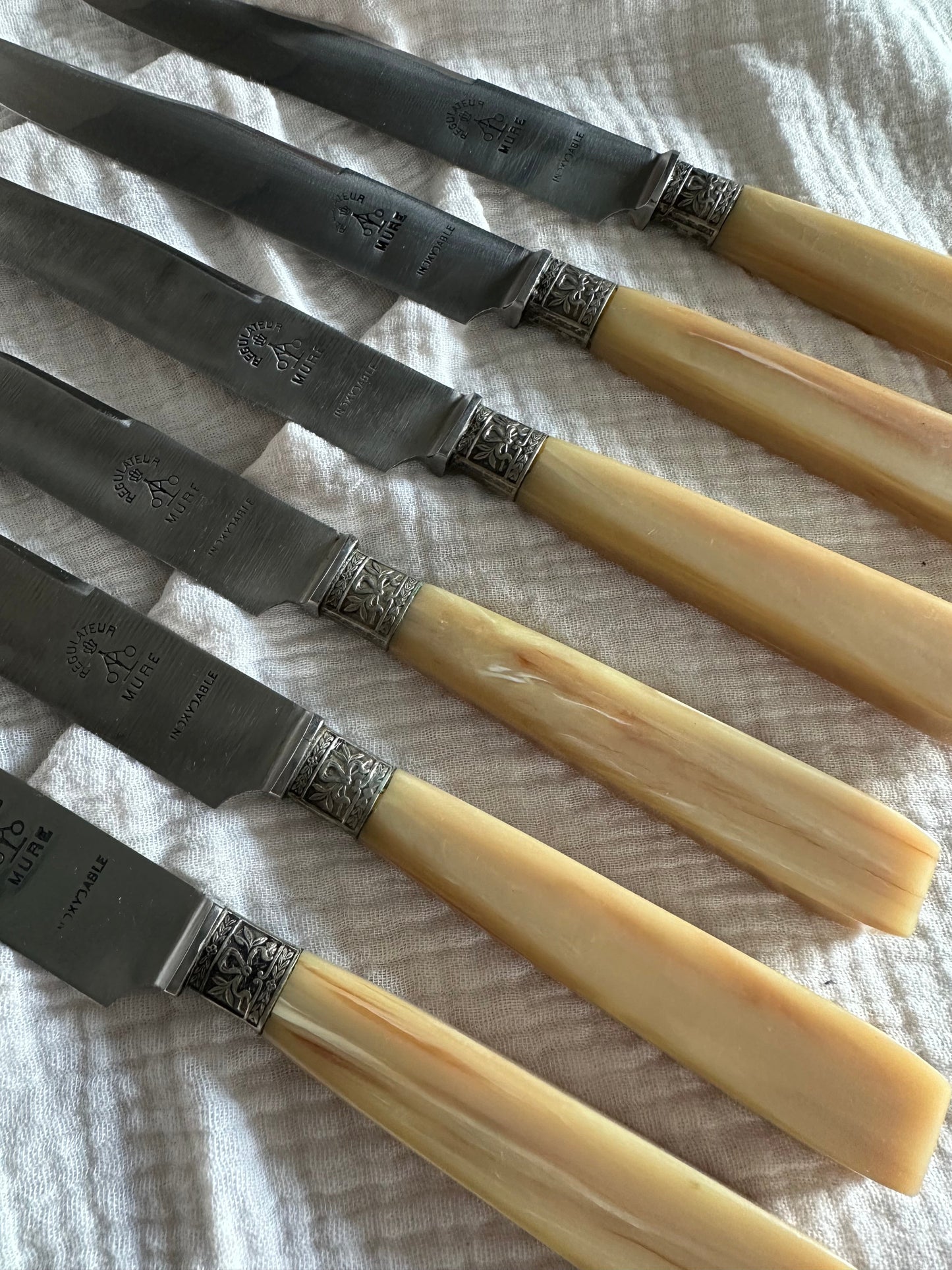 Ensemble de 6 couteaux De Raymonde à Zoé