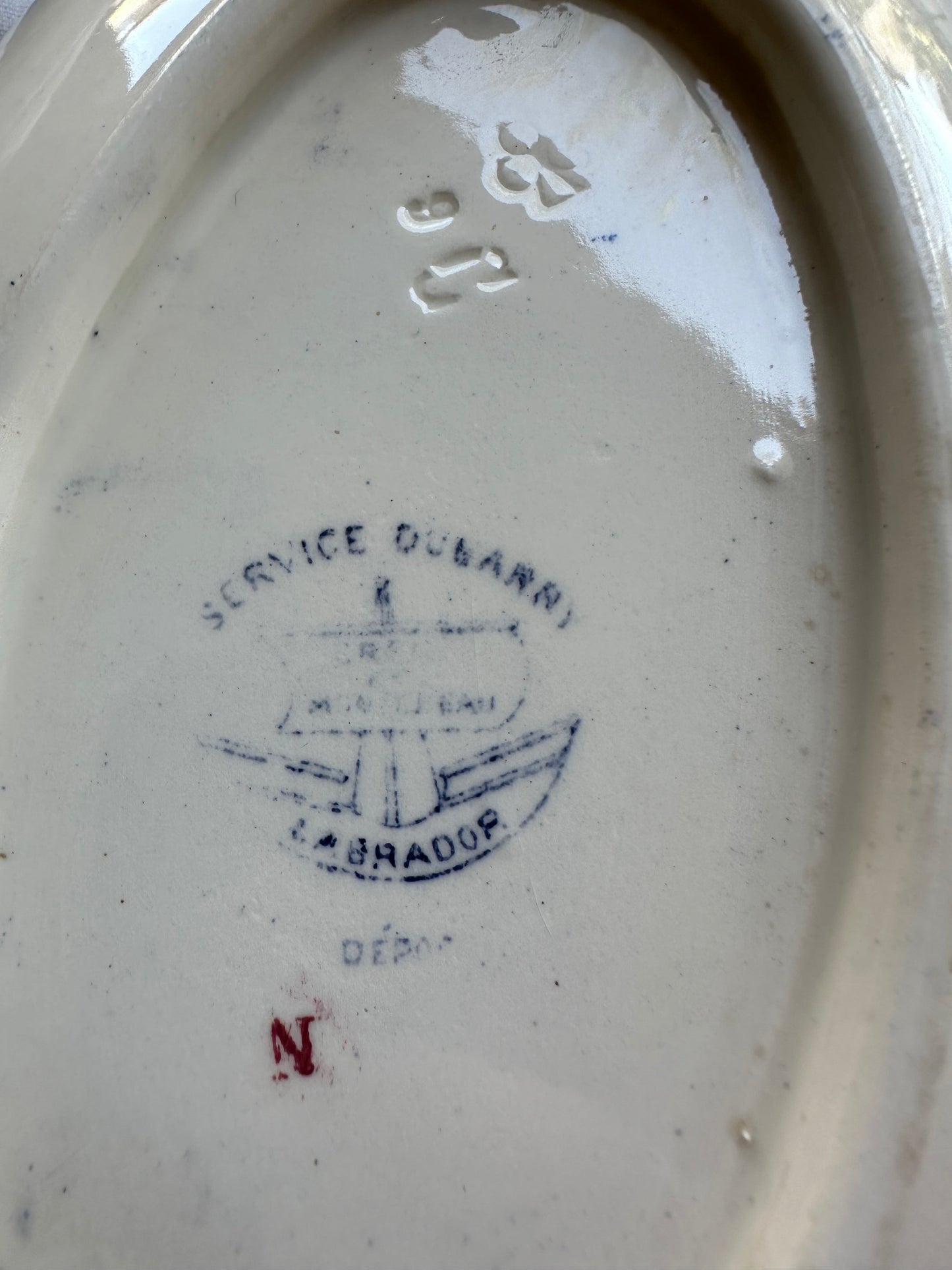 ravier en terre de fer De Raymonde à Zoé