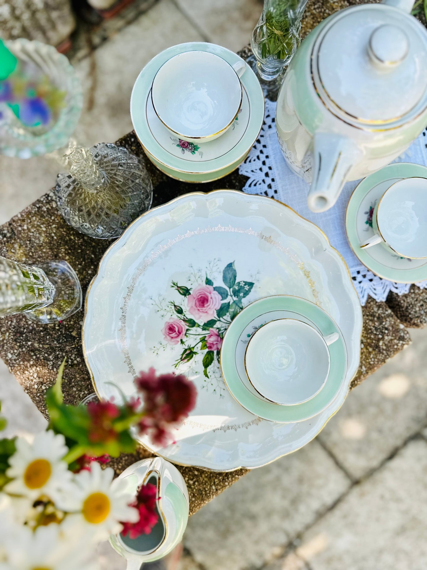 Service à café vintage « l’amandinoise » De Raymonde à Zoé