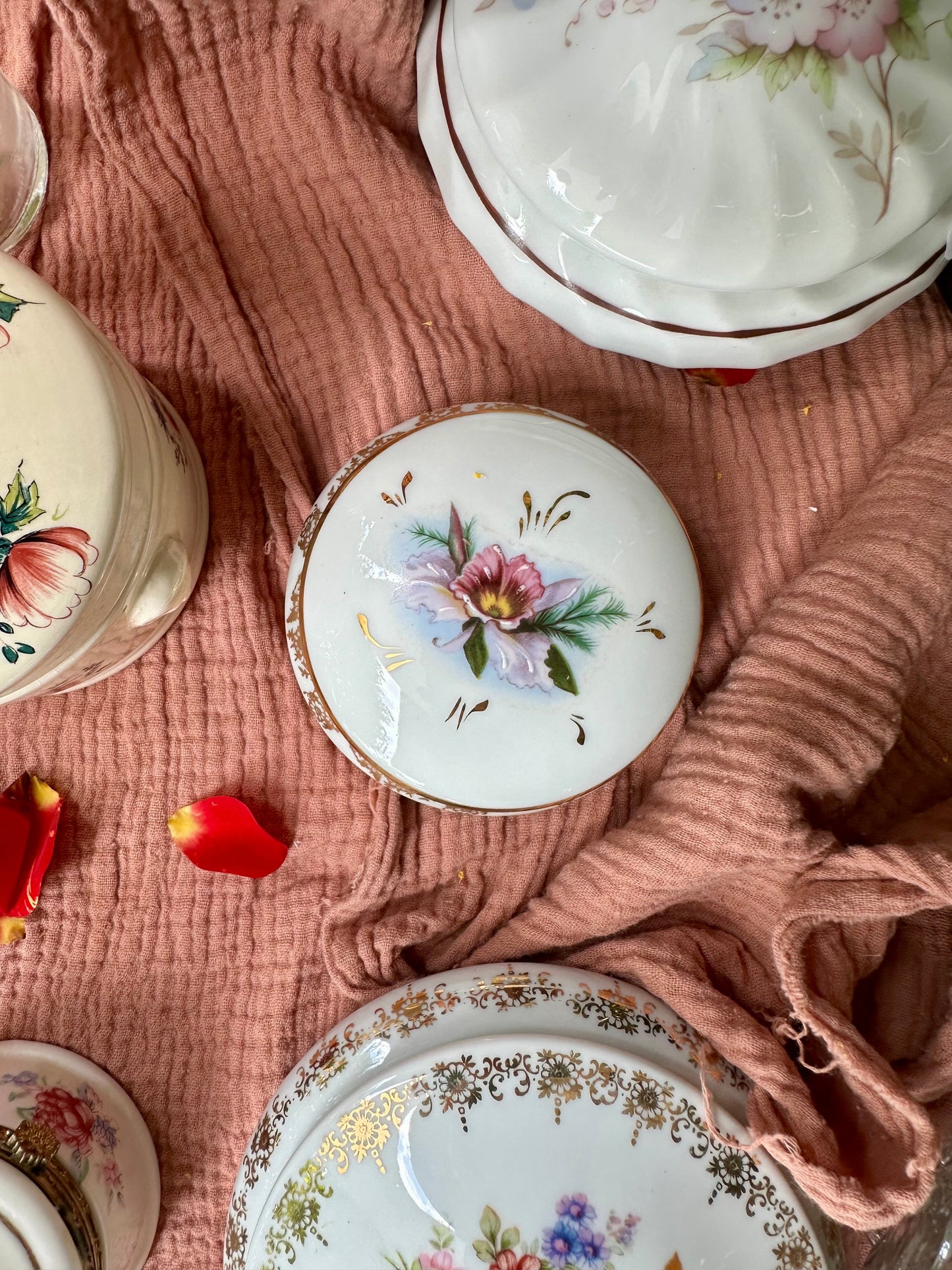Boite à bijoux en porcelaine De Raymonde à Zoé