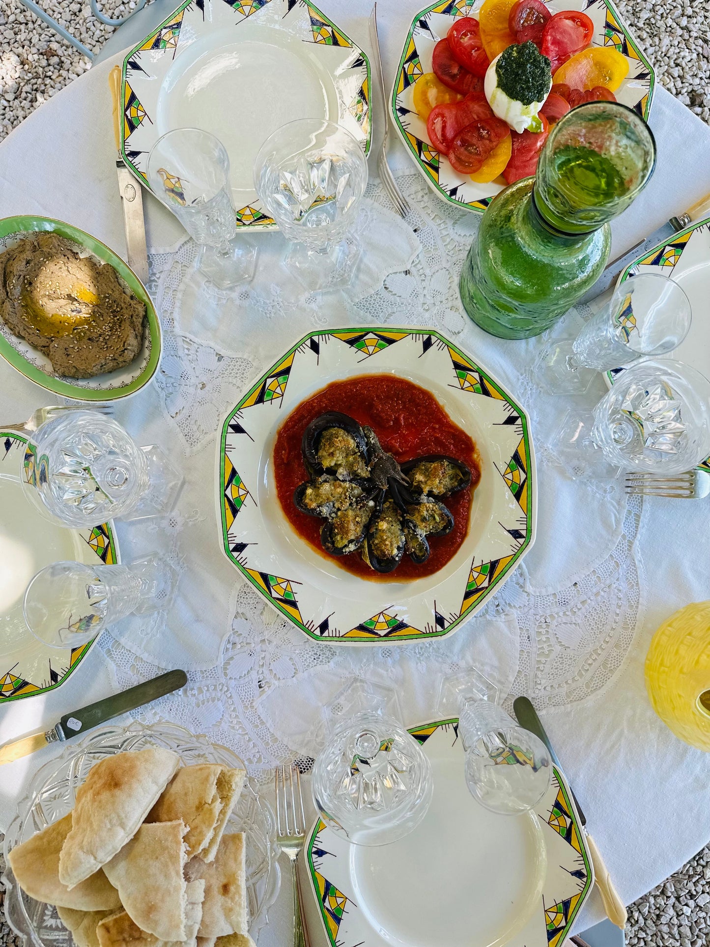 Grand plat de présentation Royal Boch La Louvière De Raymonde à Zoé