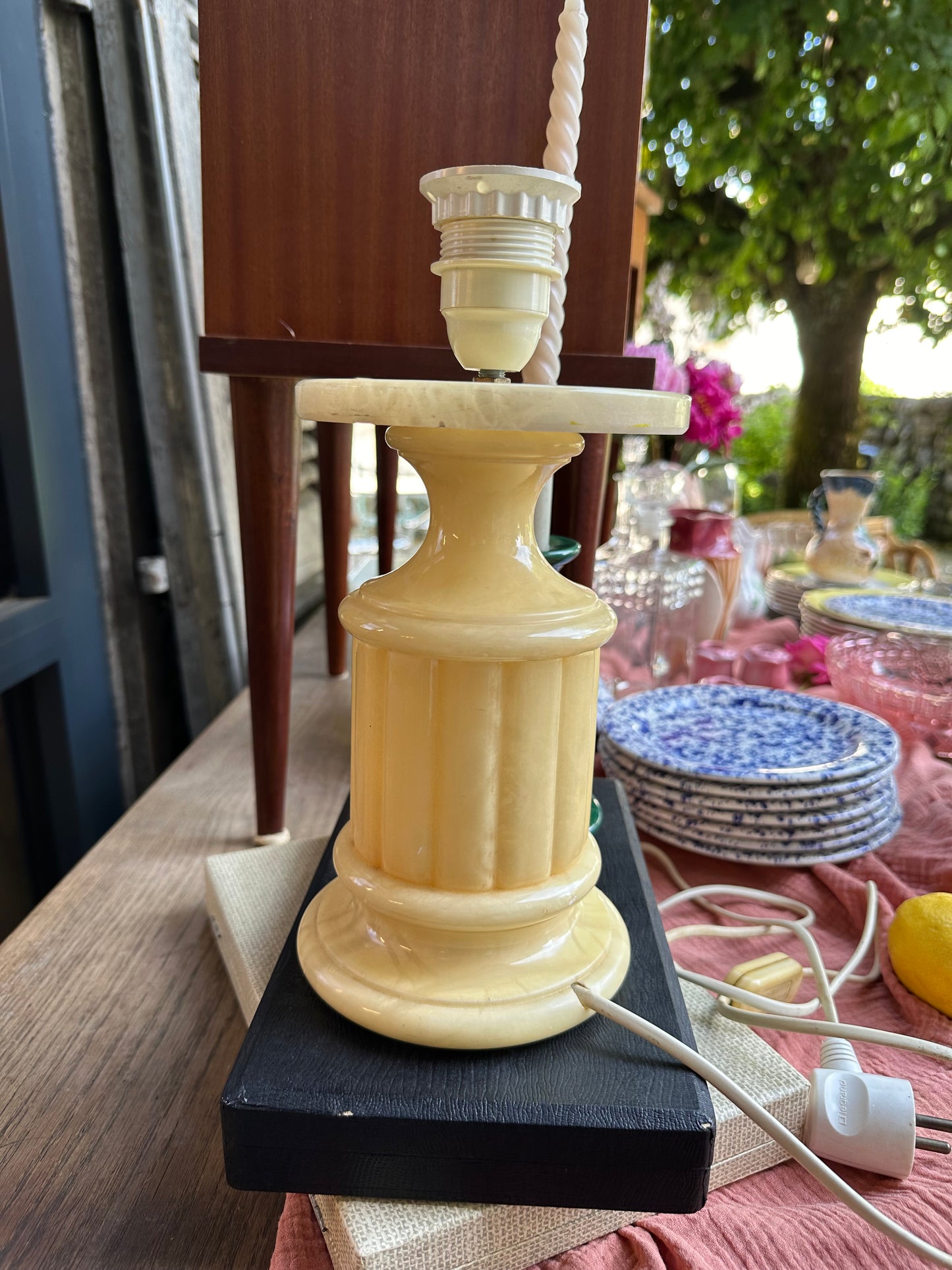 Lampe sur pied en albâtre De Raymonde à Zoé
