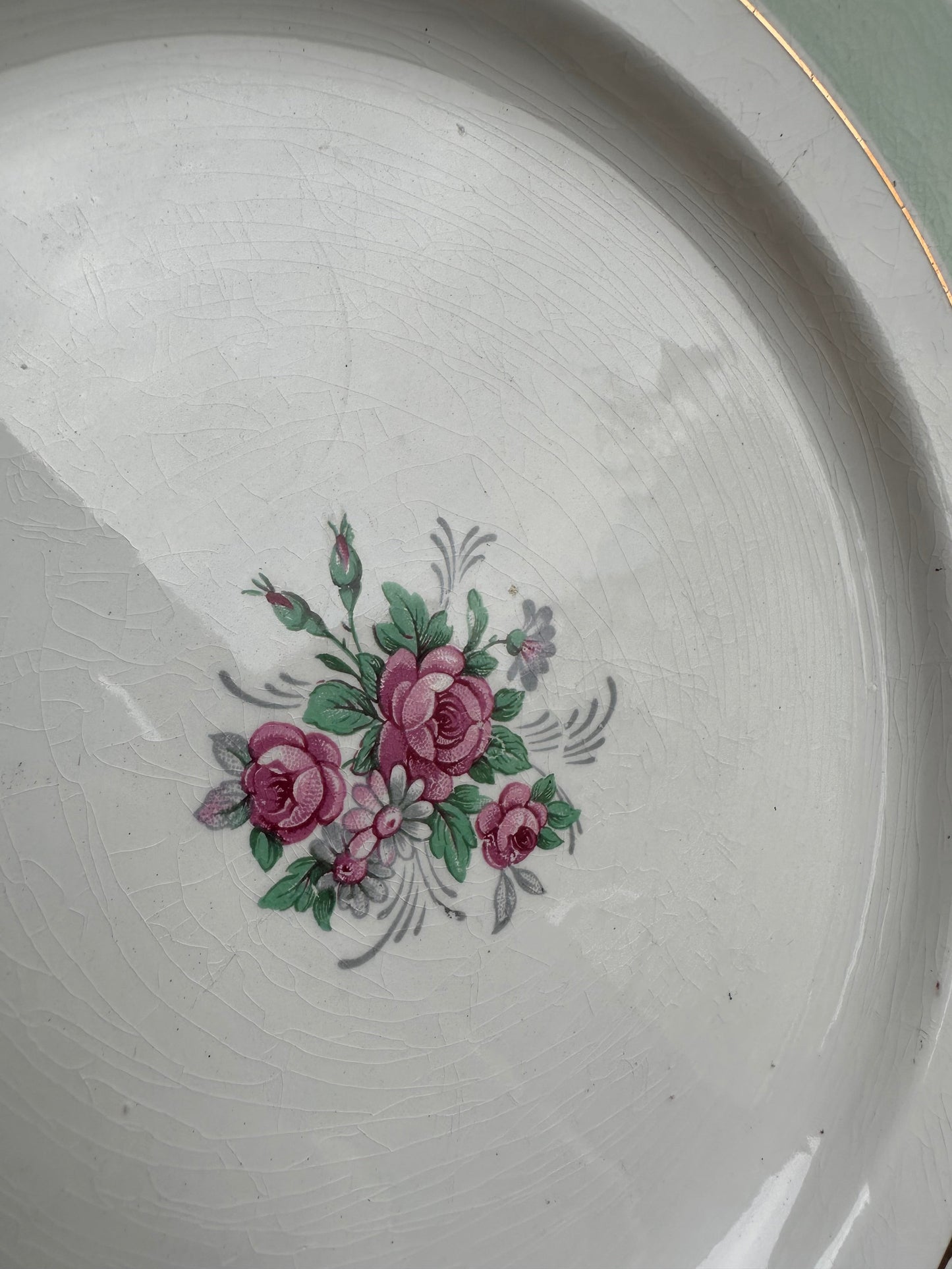 1 grande assiette de présentation en faïence De Raymonde à Zoé