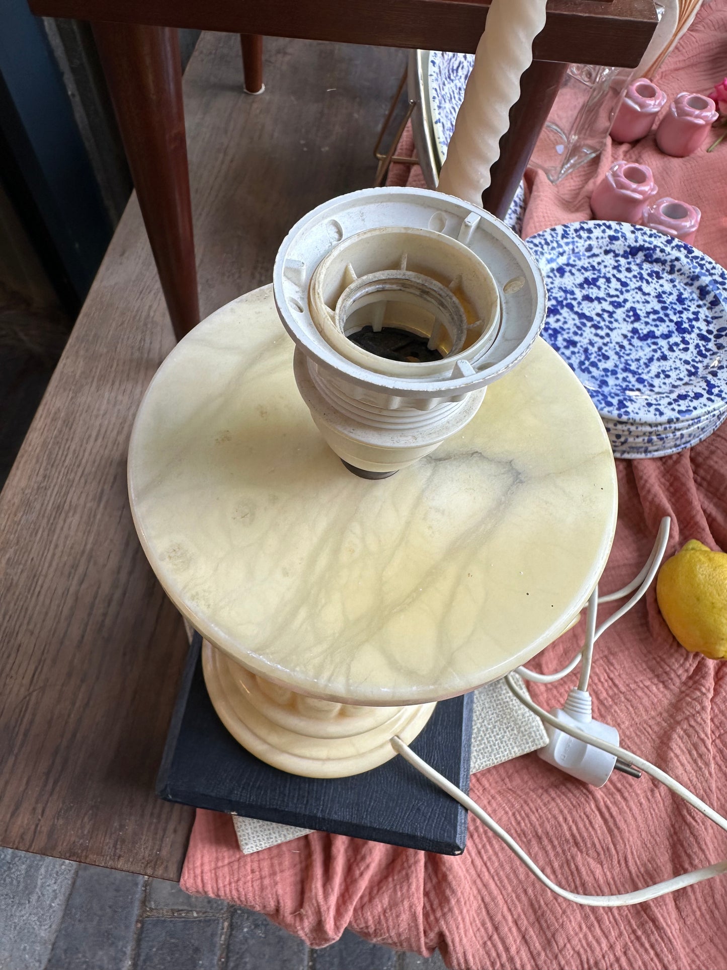 Lampe sur pied en albâtre De Raymonde à Zoé