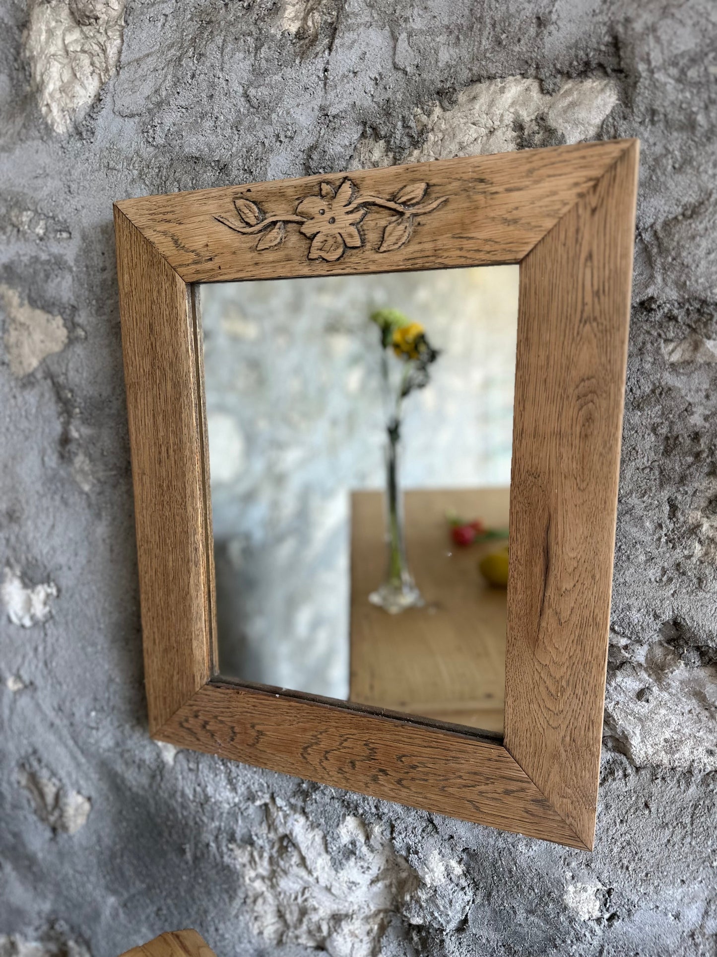 Miroir en chêne décor de fleurs De Raymonde à Zoé