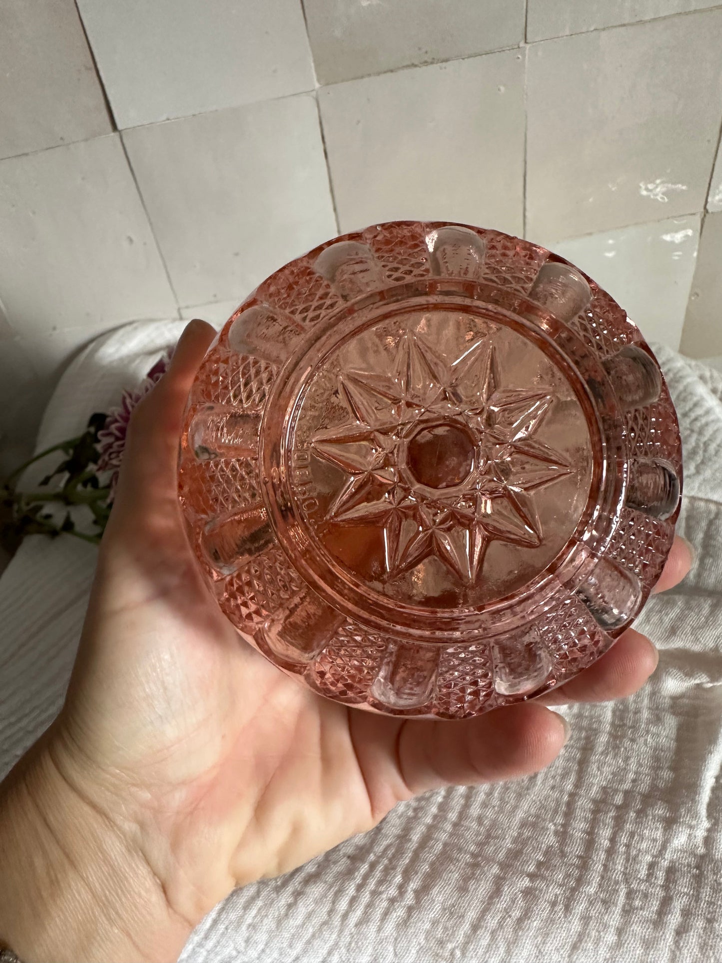 Boite à bijoux en verre rosée De Raymonde à Zoé
