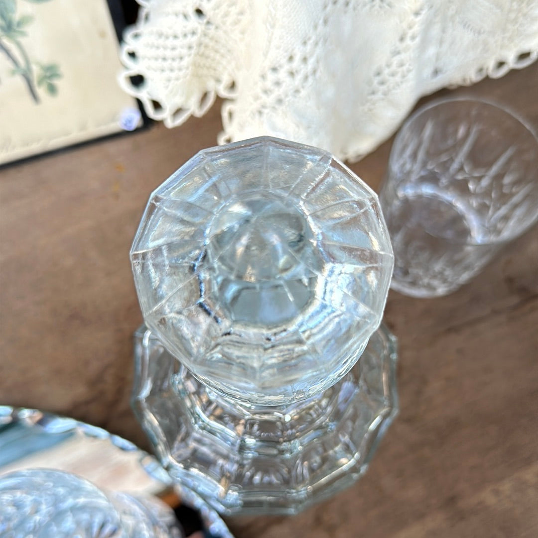 Carafe en verre avec bouchon De Raymonde à Zoé