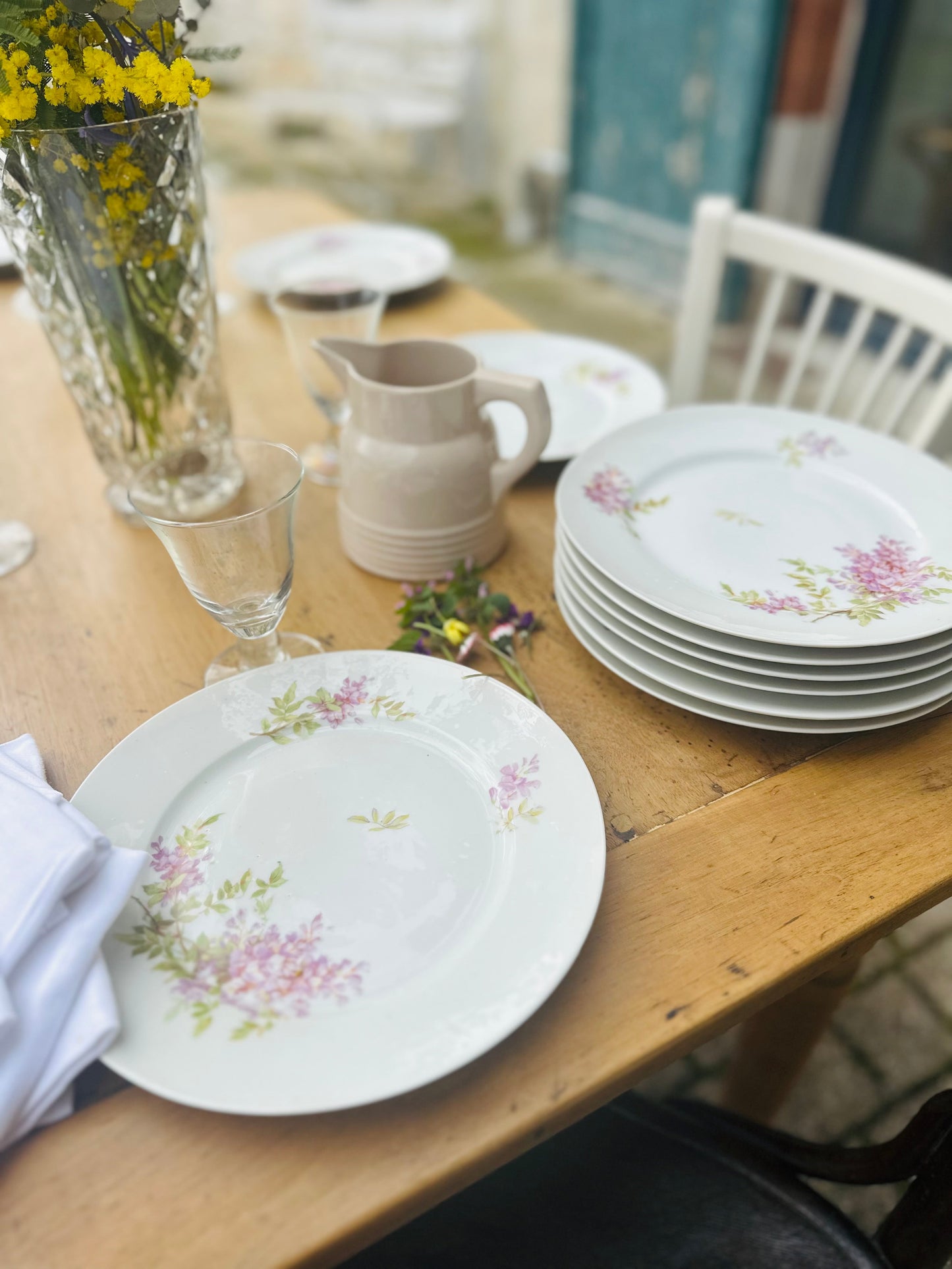 6 assiettes plates en porcelaine De Raymonde à Zoé