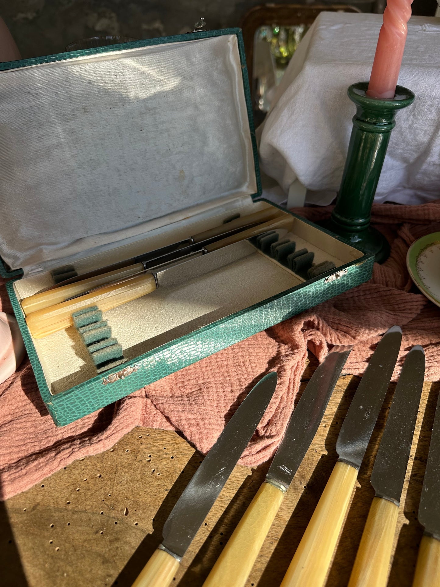 Ensemble de 12 couteaux vintage De Raymonde à Zoé
