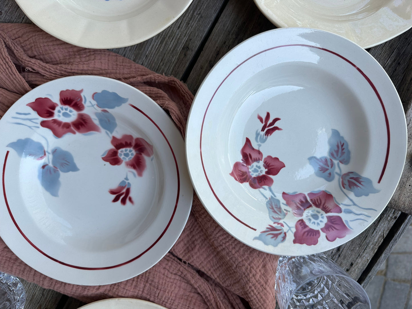6 assiettes creuses Digoin et Sarreguemines De Raymonde à Zoé