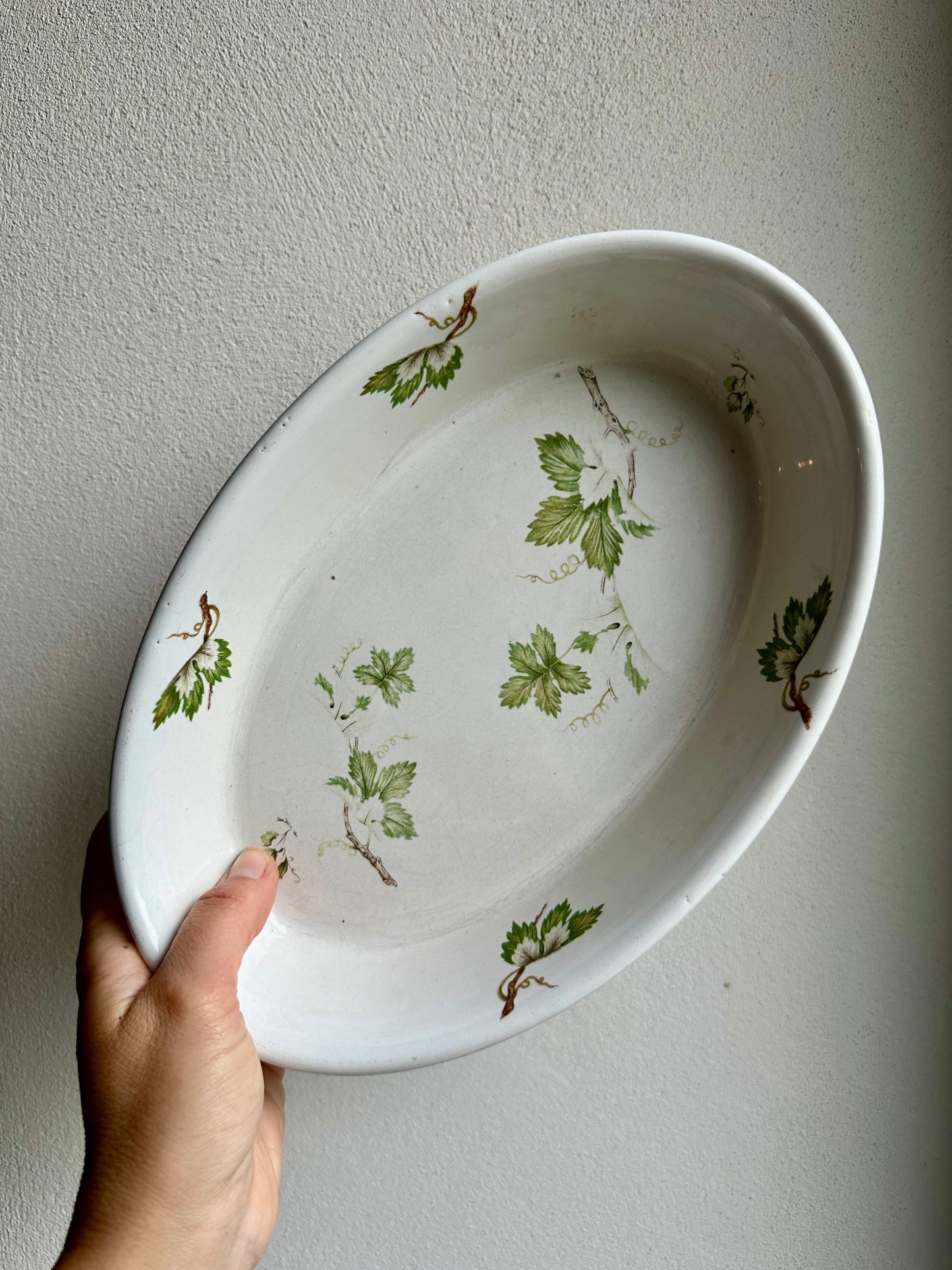 Plat oval creux De Raymonde à Zoé