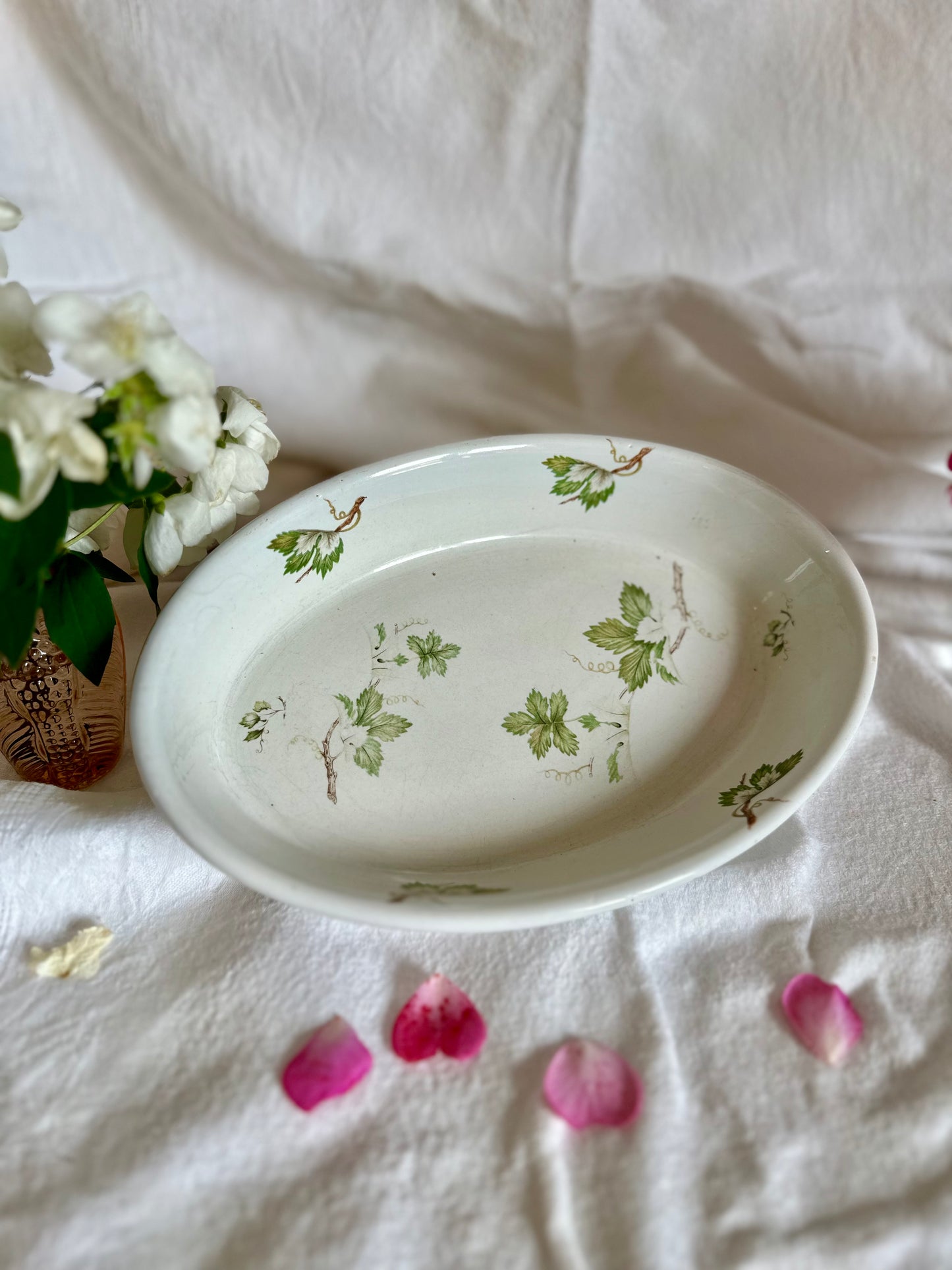 Plat oval creux De Raymonde à Zoé