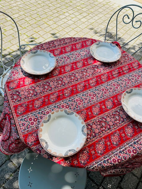Nappe carrée imprimée rouge De Raymonde à Zoé