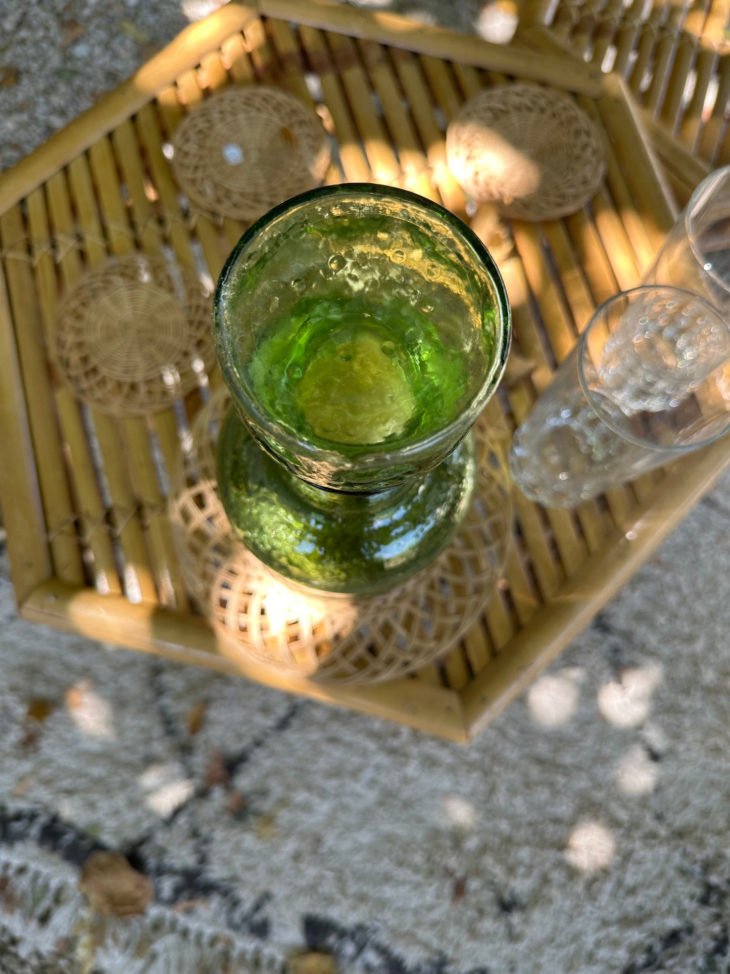 Carafe en verre verte De Raymonde à Zoé