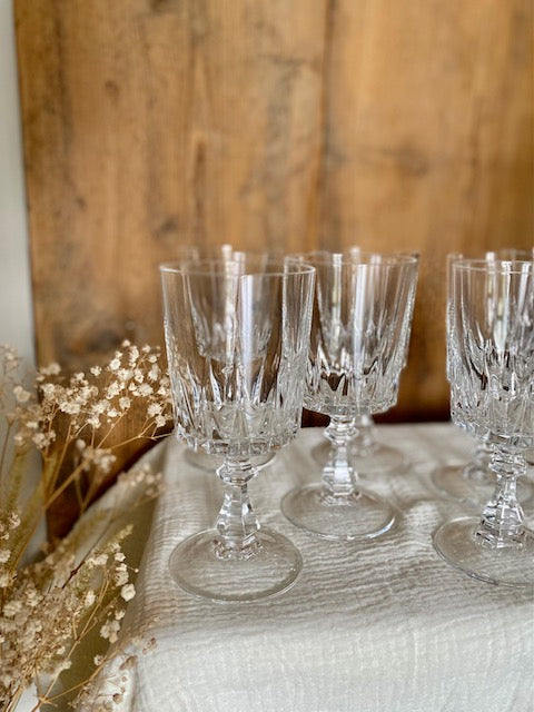 Ensemble de 9 verres à eau en cristal De Raymonde à Zoé