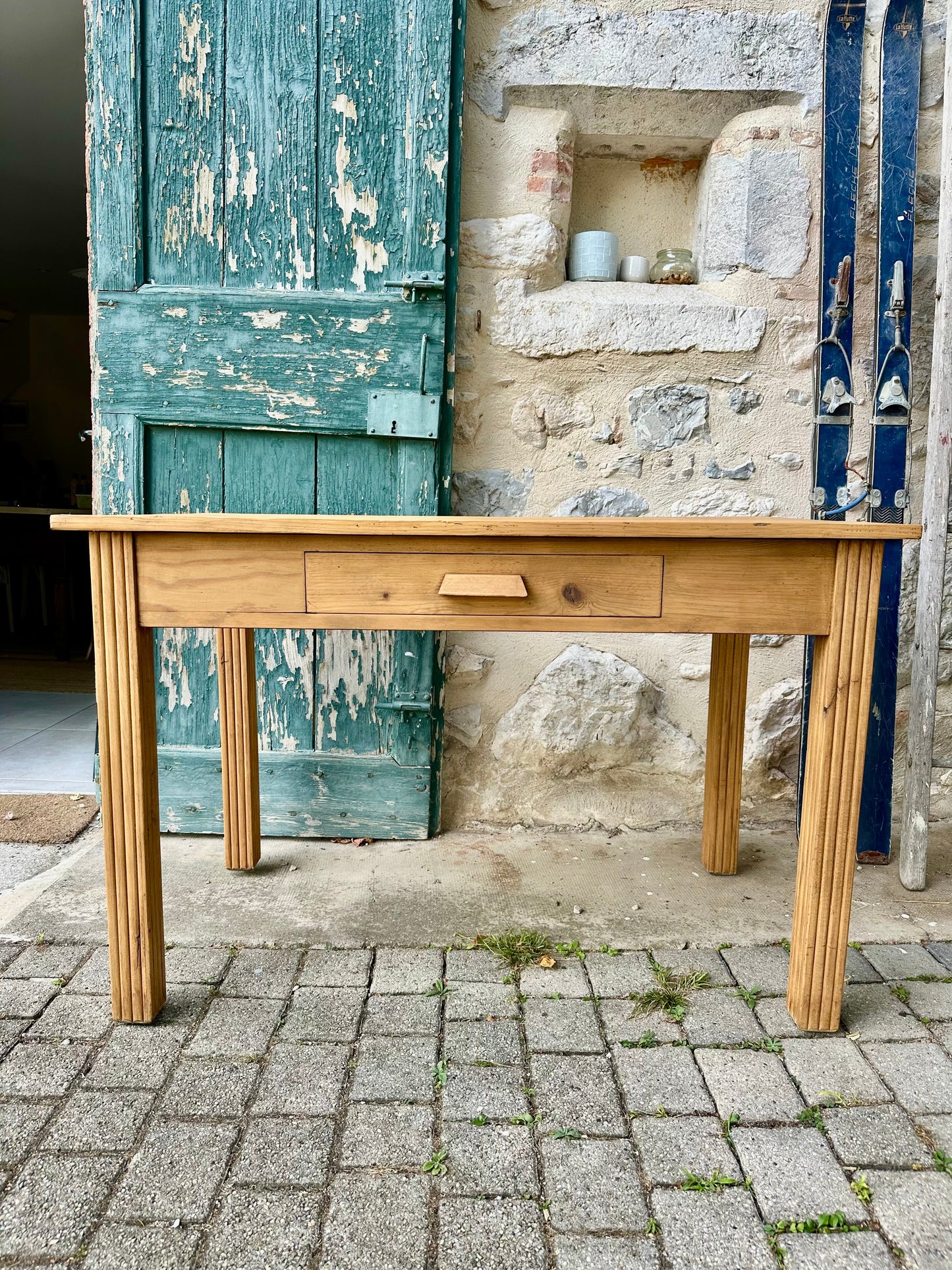 Table En Bois massif vintage De Raymonde à Zoé