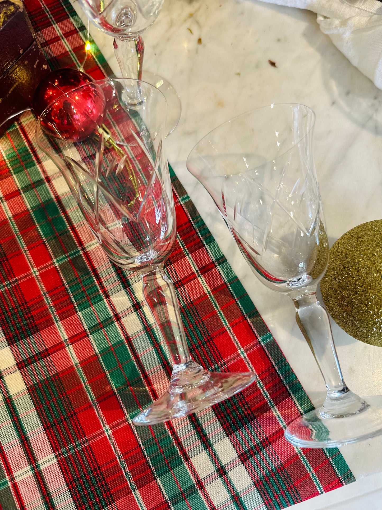 6 verres à liqueur ou apéritif en verre ciselé De Raymonde à Zoé