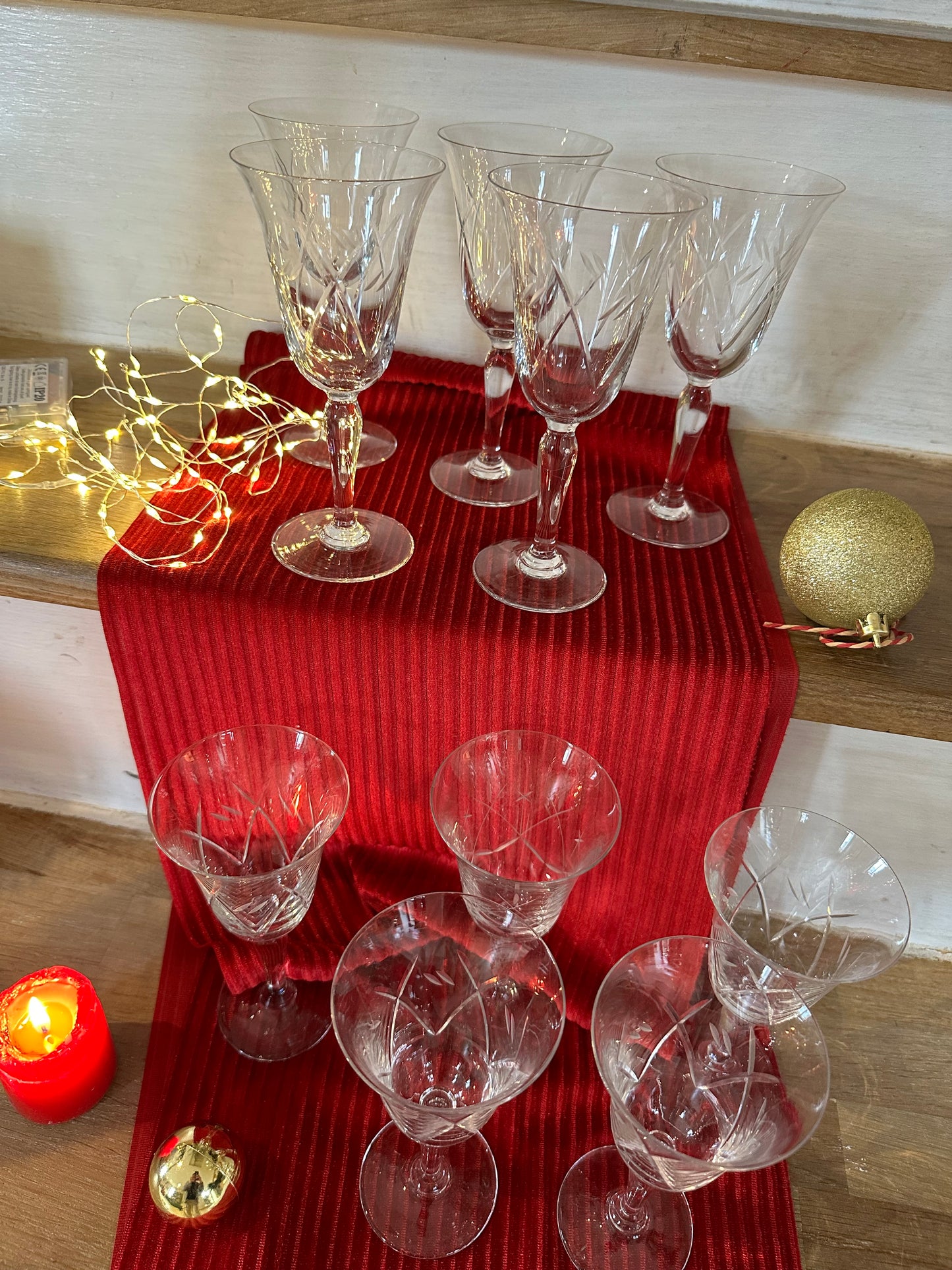 10 verres à vin en verre ciselé De Raymonde à Zoé