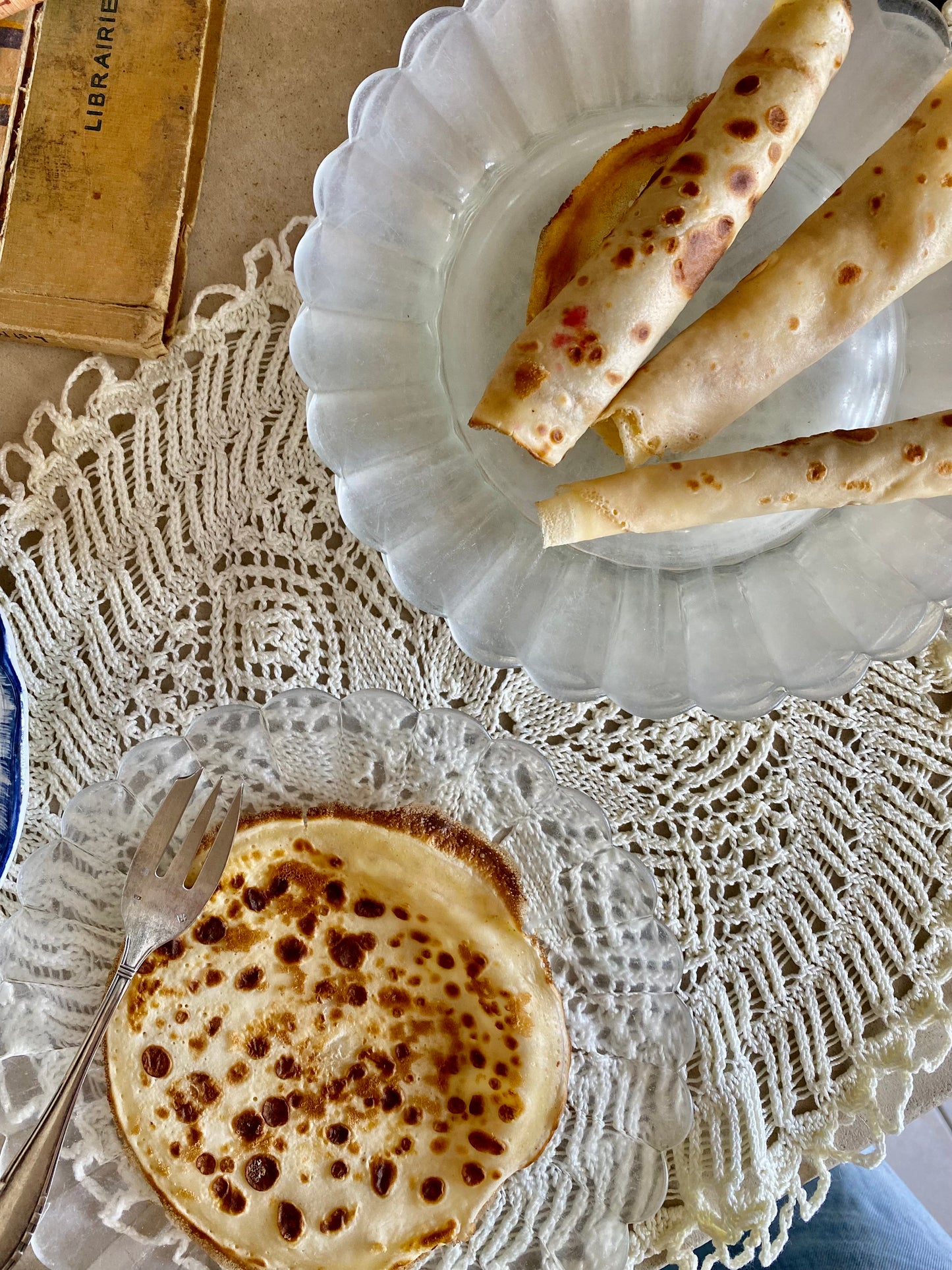 Ensemble de 7 assiettes à dessert en verre De Raymonde à Zoé