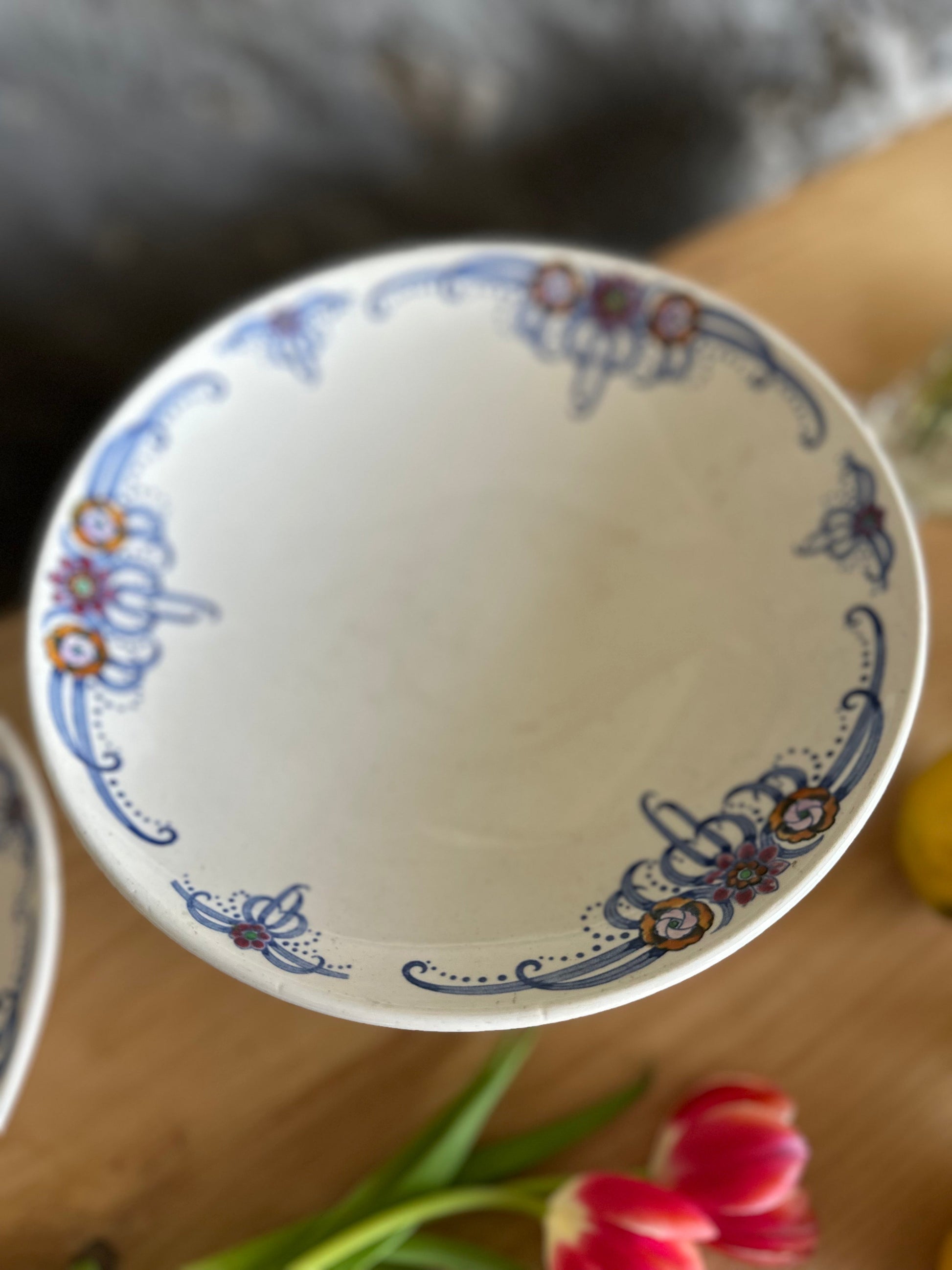 Compotier bleu fleuri en faience de Longchamp De Raymonde à Zoé
