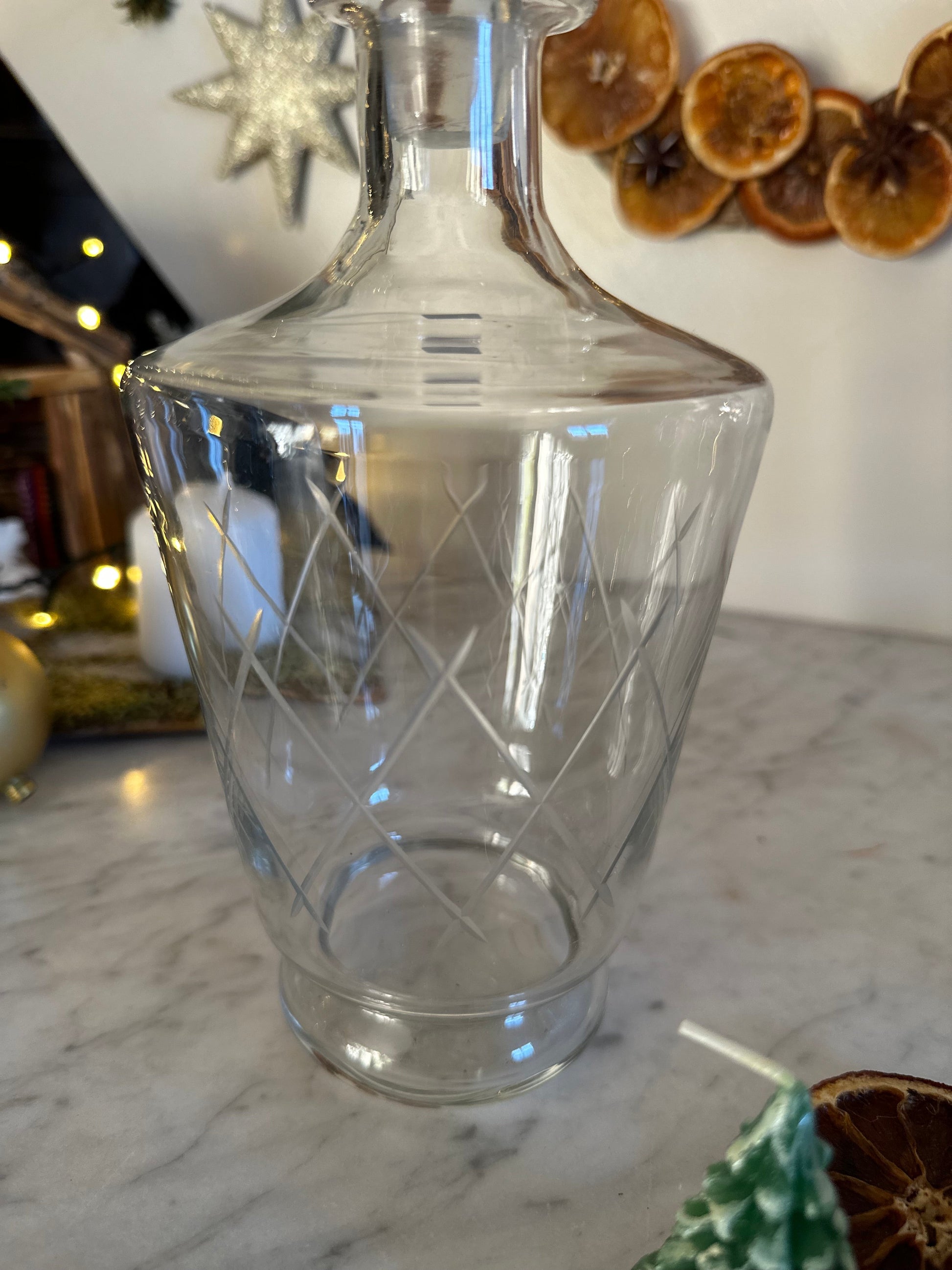Carafe à décanter en verre ciselé De Raymonde à Zoé
