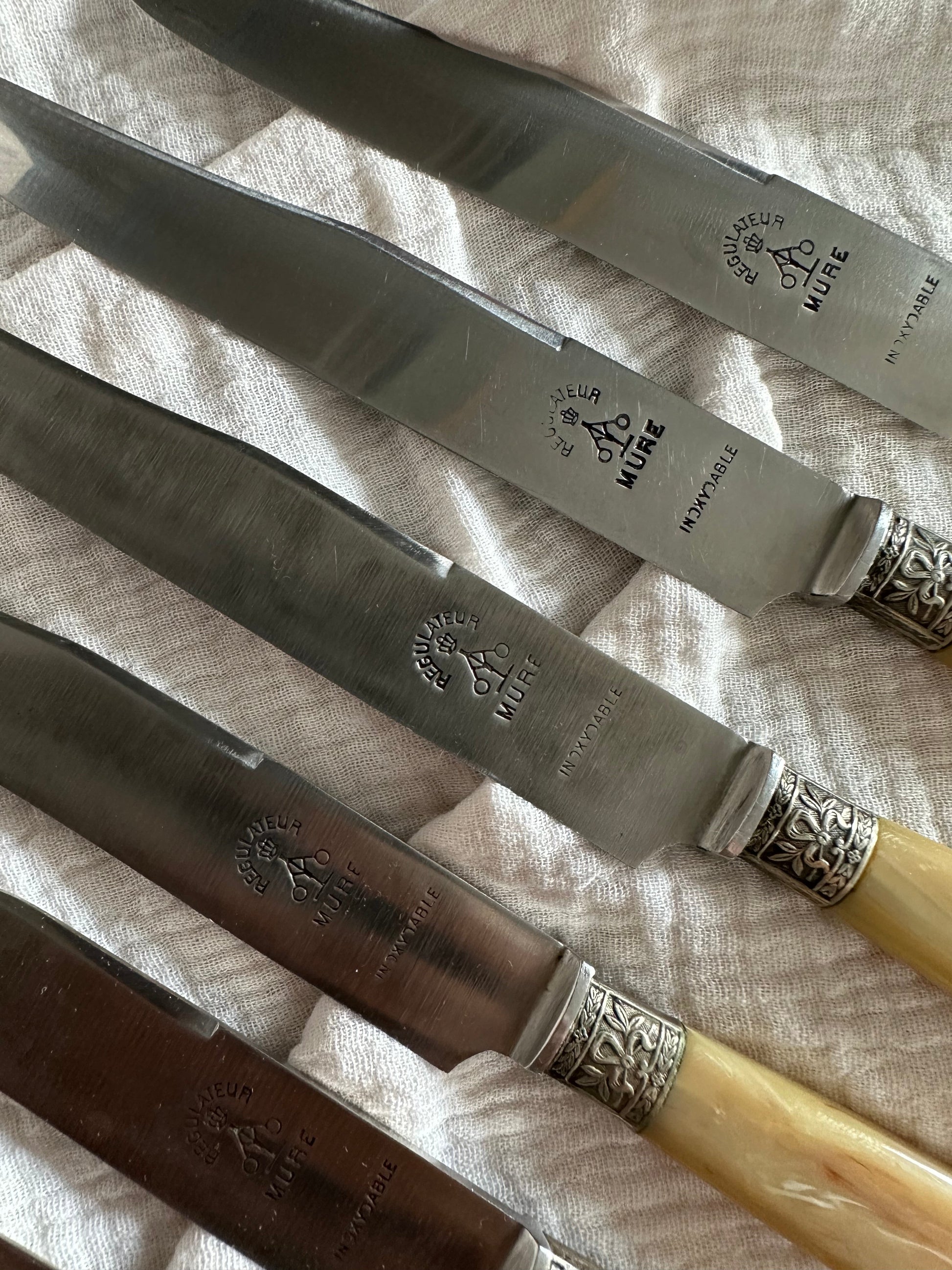 Ensemble de 6 couteaux De Raymonde à Zoé