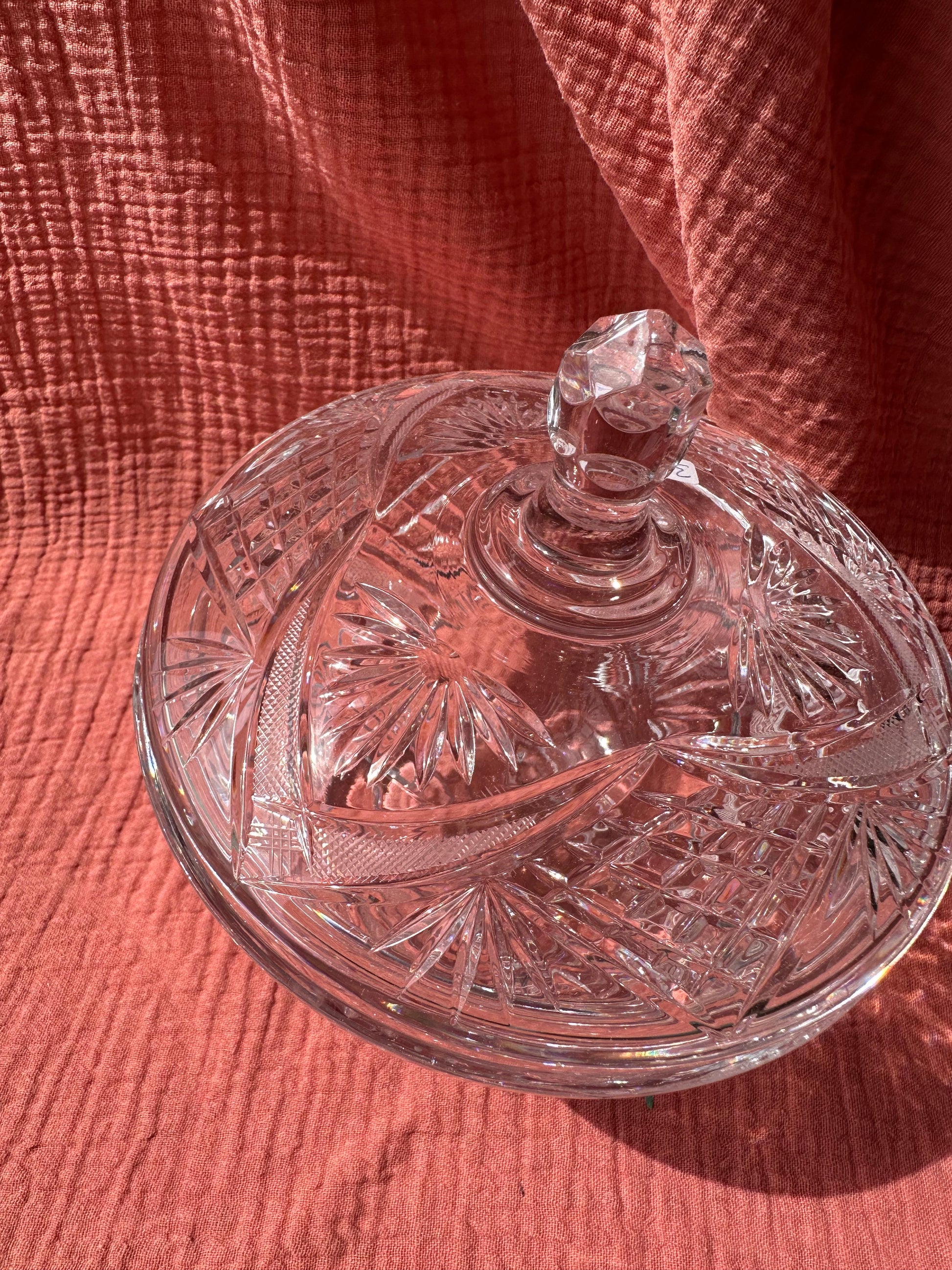 Bonbonnière en cristal De Raymonde à Zoé