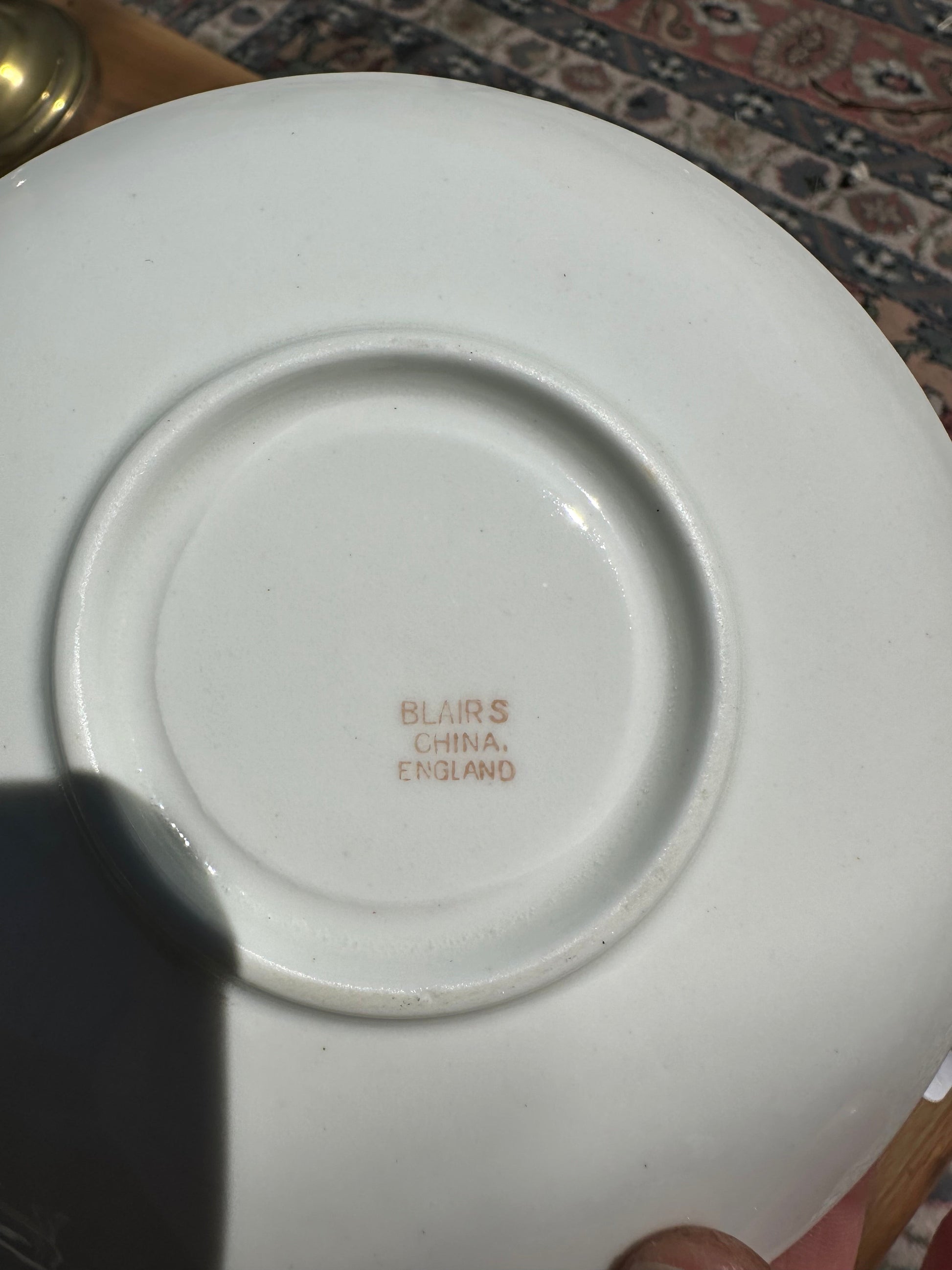 Tasse et soucoupe assortie en porcelaine anglaise De Raymonde à Zoé