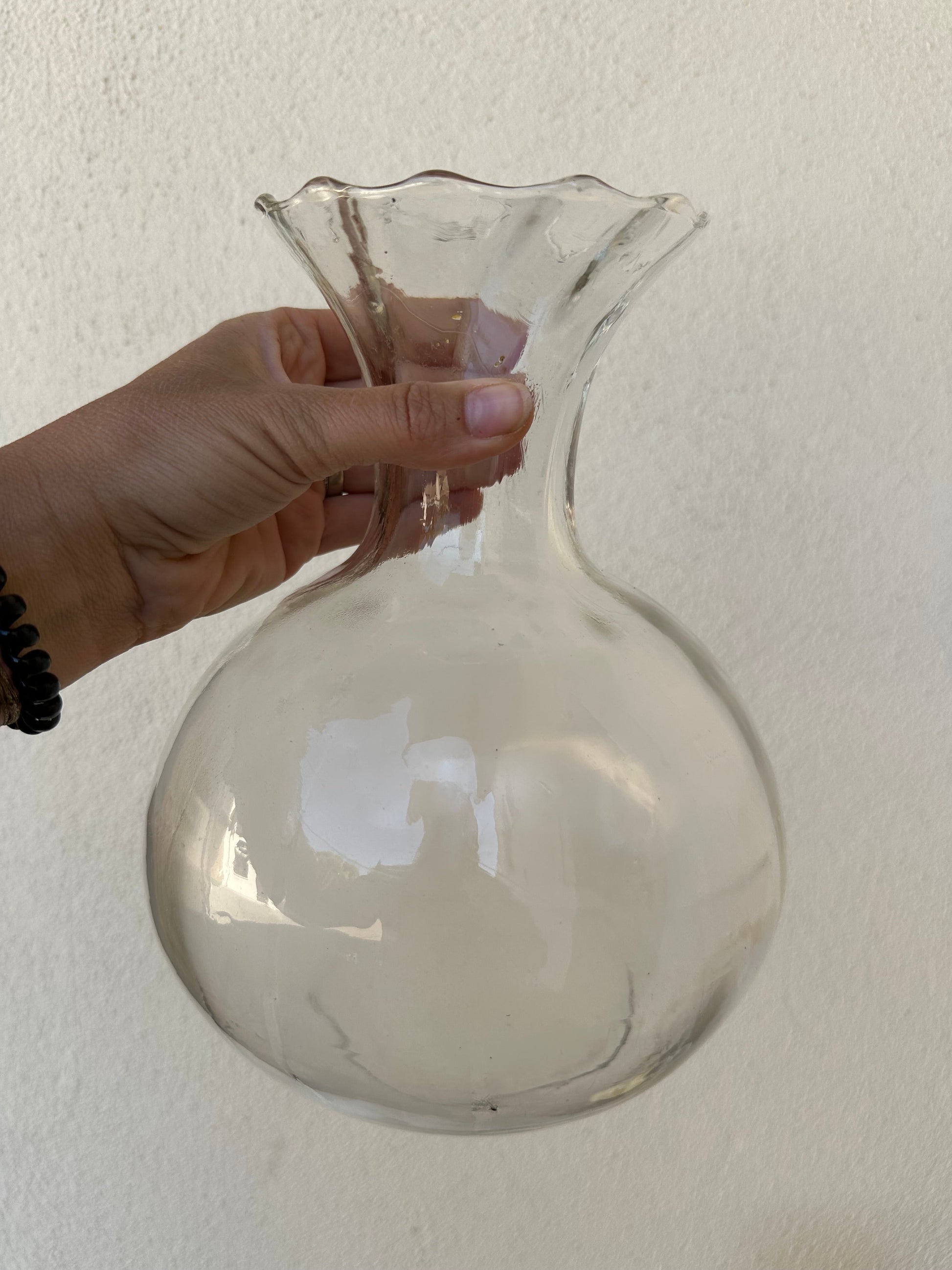 Très grand vase boule en verre transparent De Raymonde à Zoé