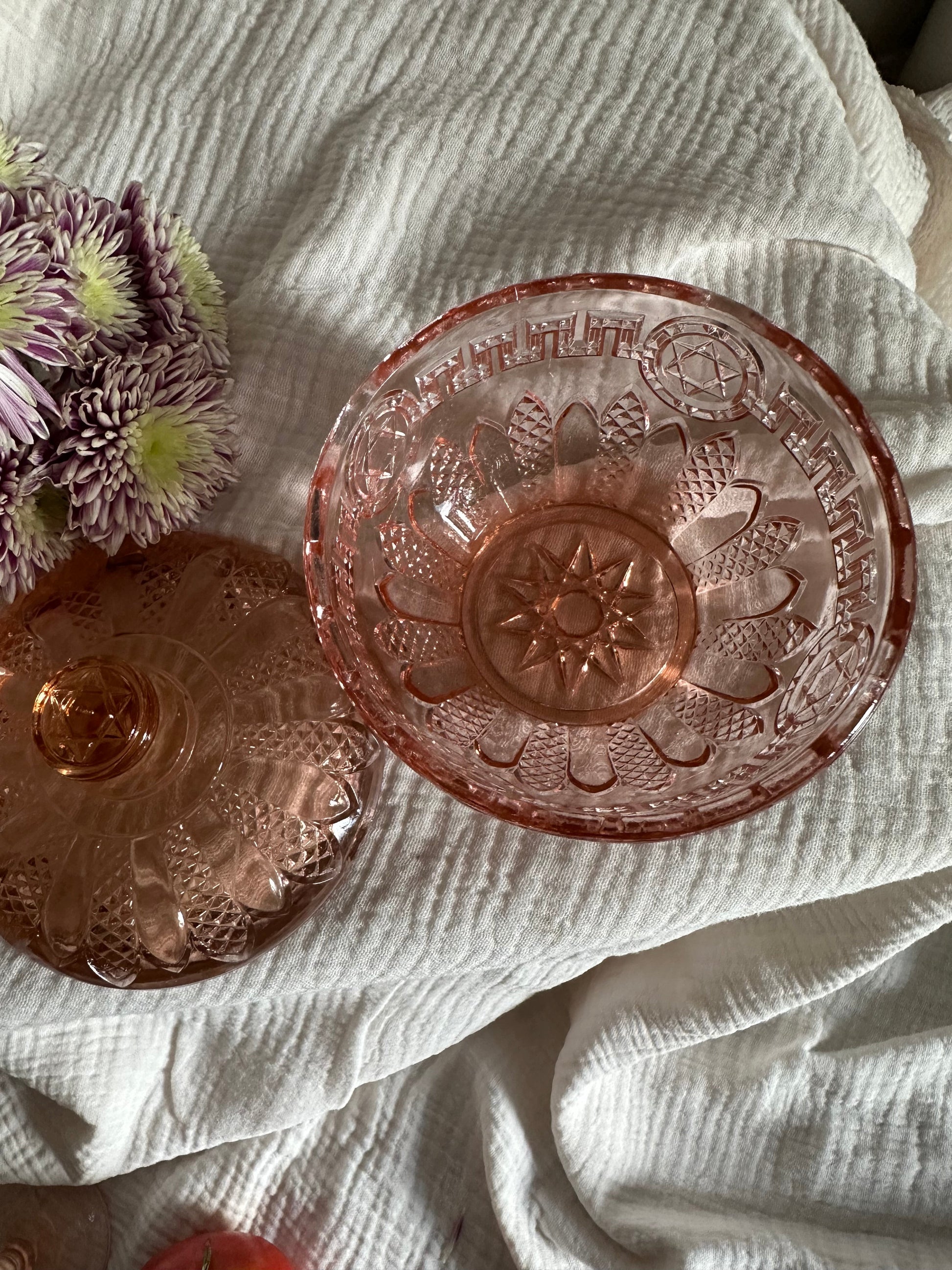Boite à bijoux en verre rosée De Raymonde à Zoé