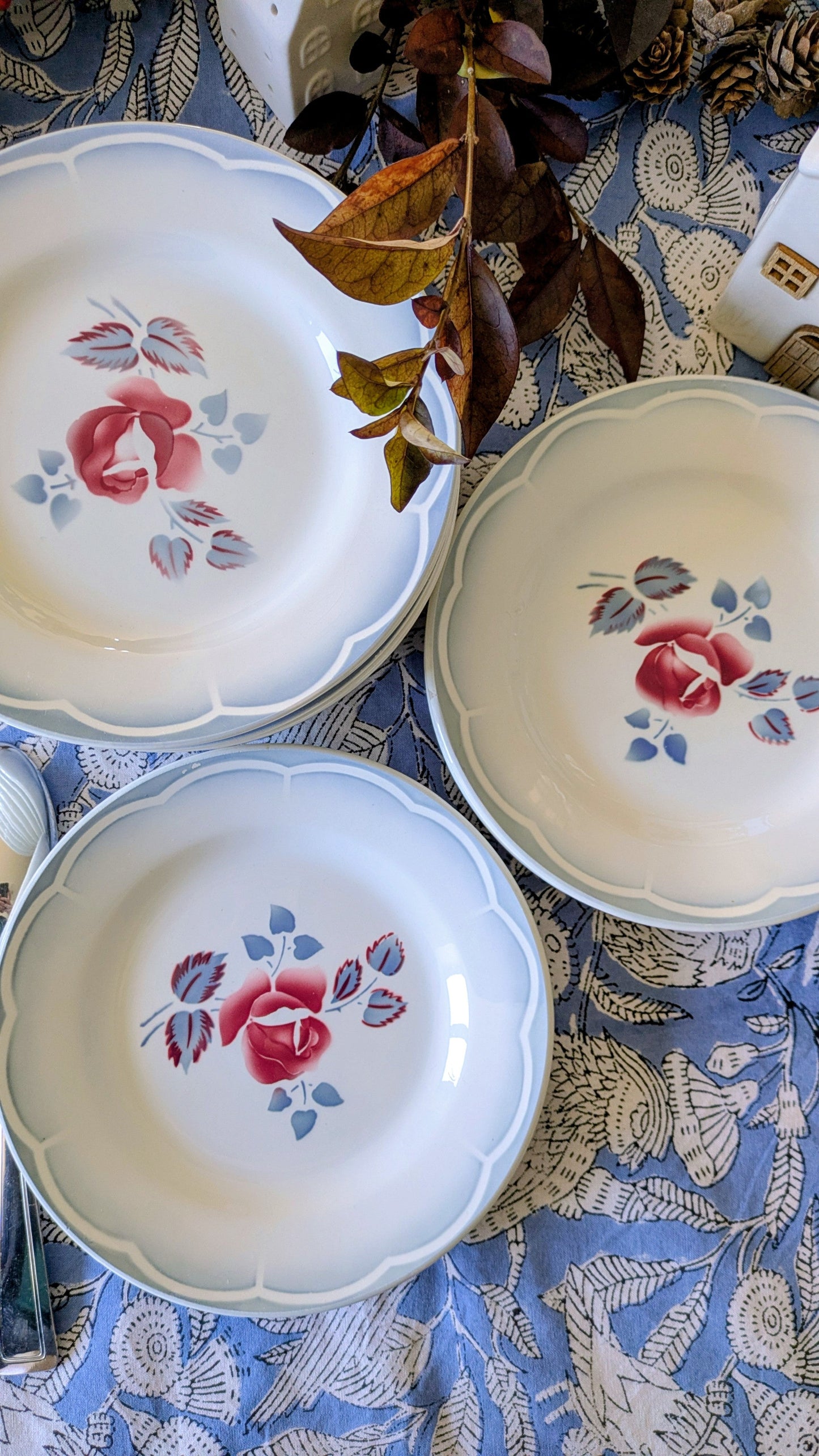 12 assiettes à dessert Digoin Sarreguemines De Raymonde à Zoé