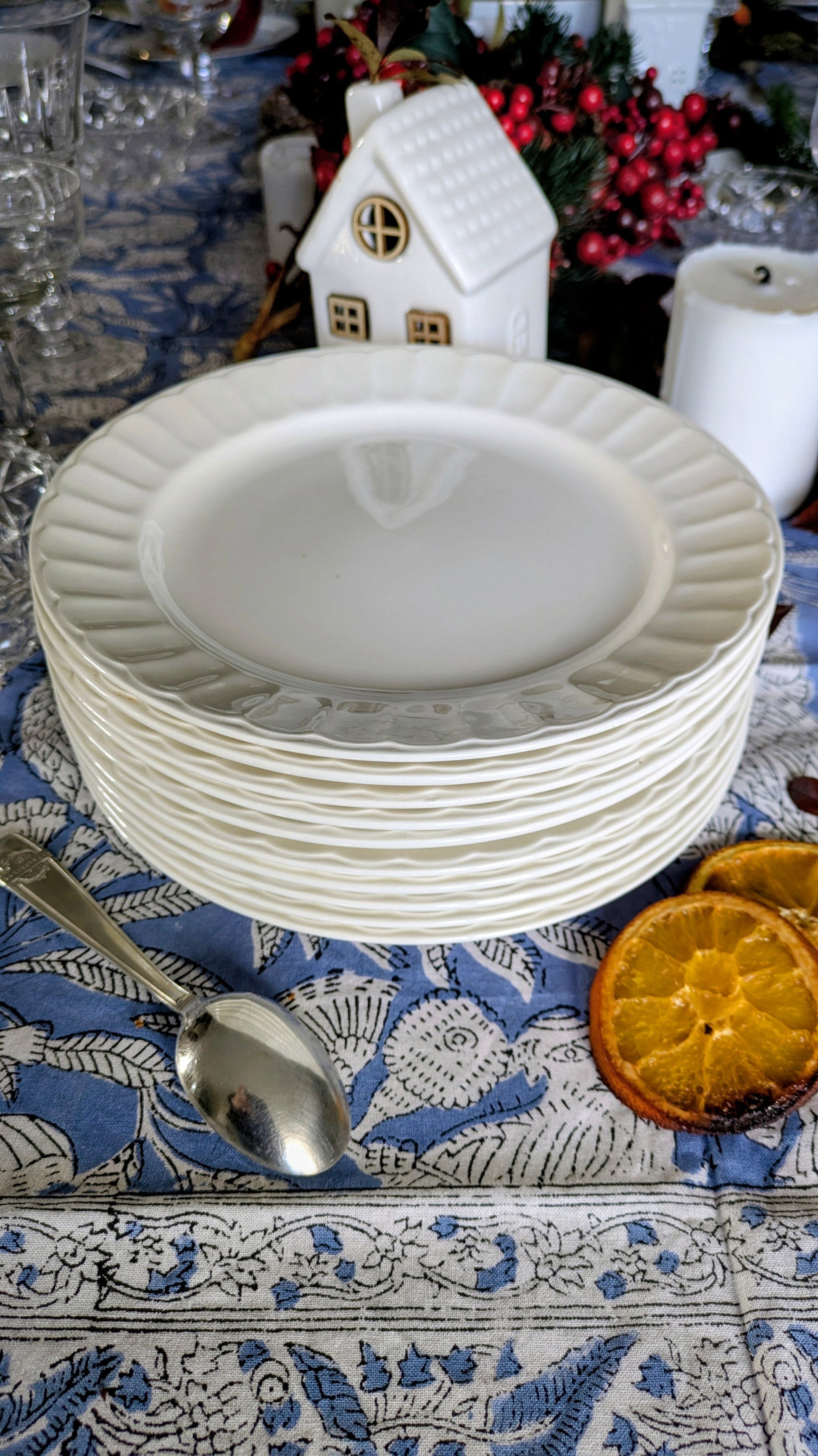 10 assiettes à dessert De Raymonde à Zoé