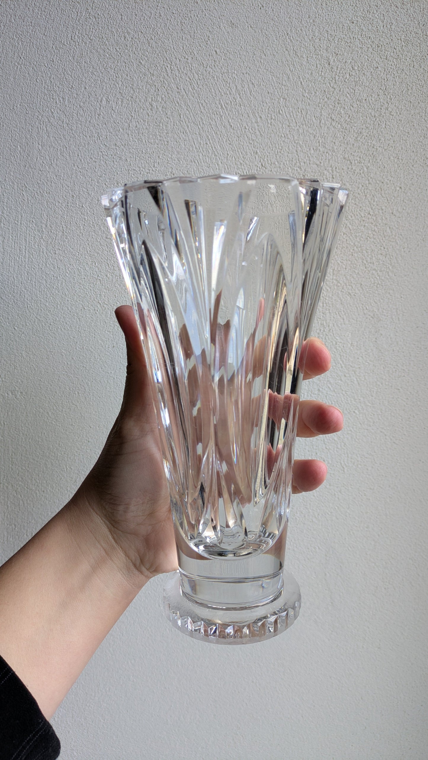 Vase évasé en cristal De Raymonde à Zoé