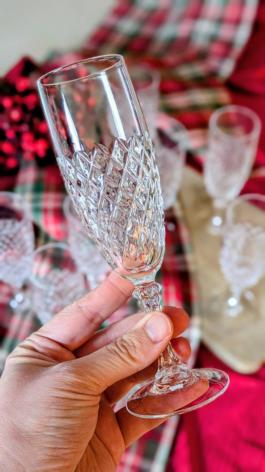 10 flûtes à champagne en cristal De Raymonde à Zoé