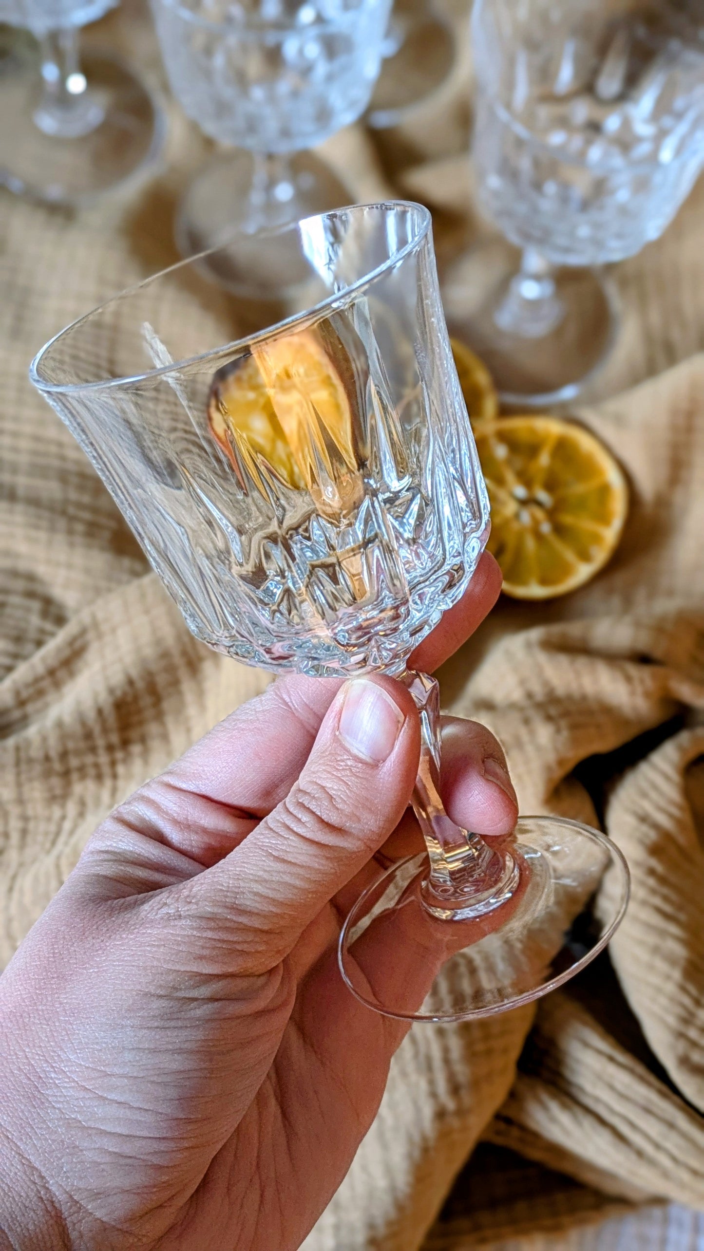 Ensemble de 11 verres à eau ou vin en cristal De Raymonde à Zoé