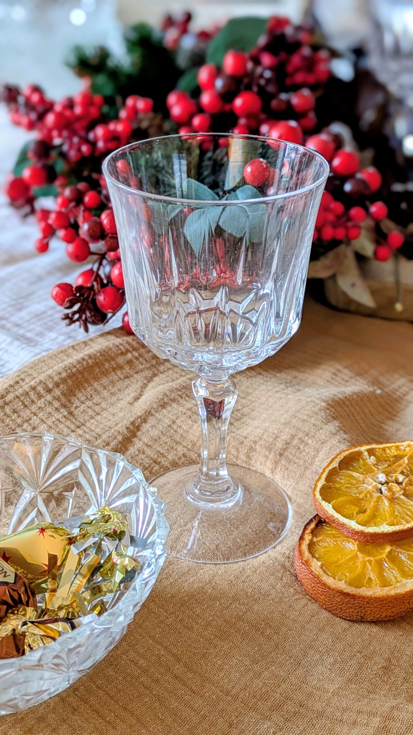 Ensemble de 11 verres à eau ou vin en cristal De Raymonde à Zoé