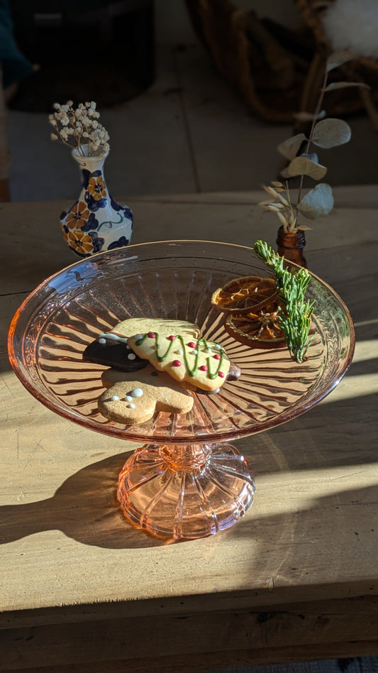 Coupe en verre moulé rose De Raymonde à Zoé