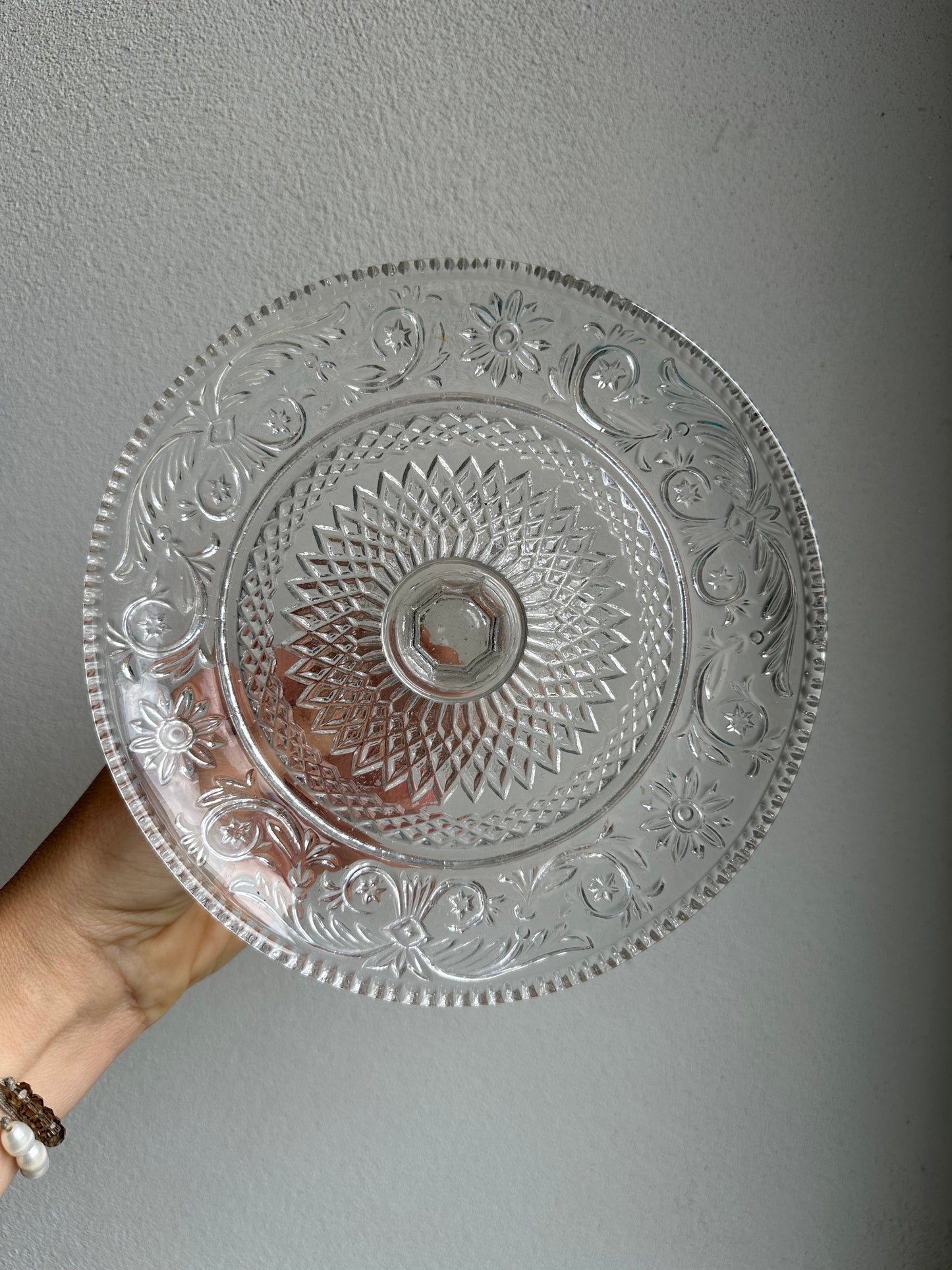 Petit compotier en verre moulé vintage De Raymonde à Zoé