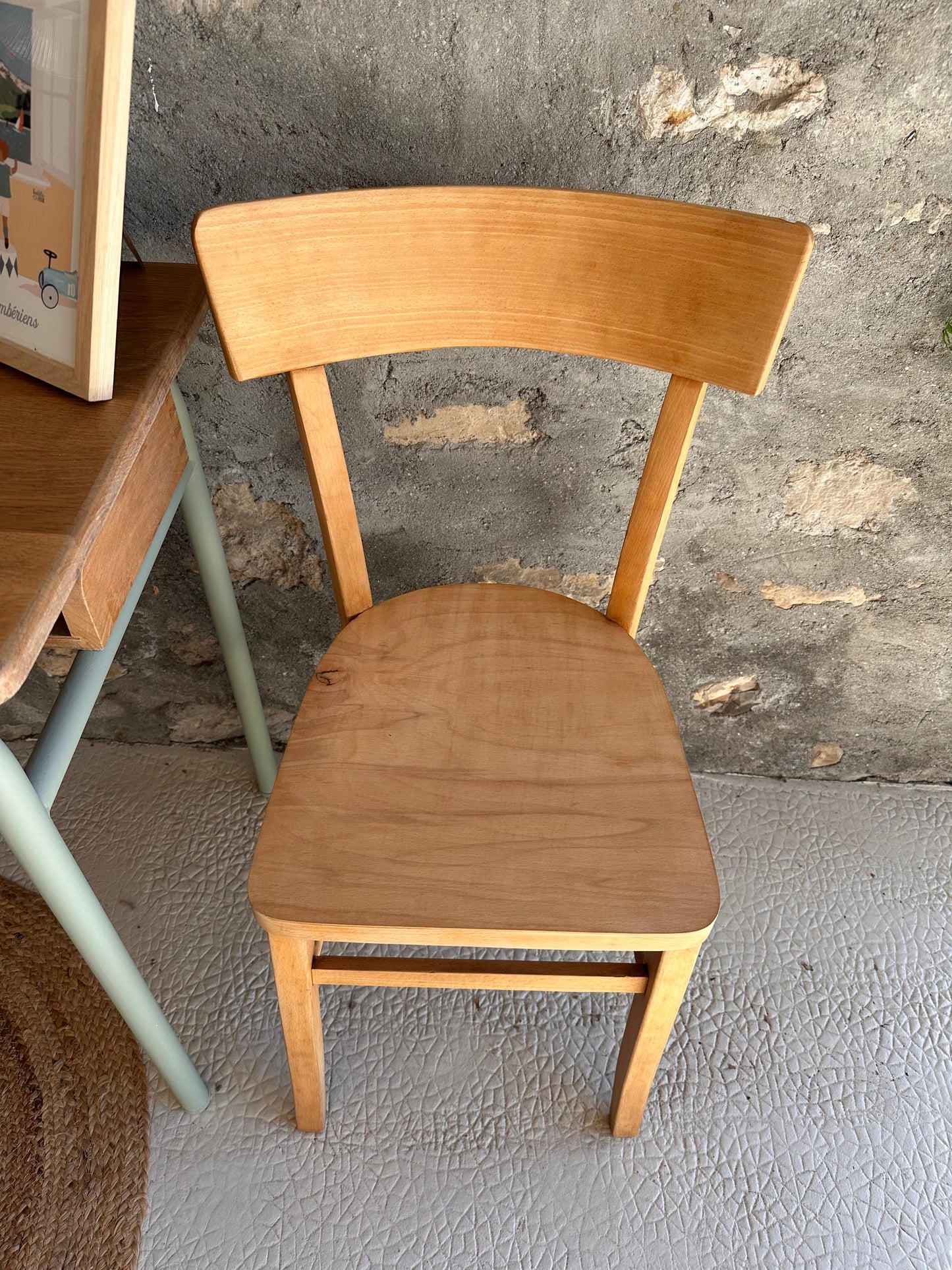 Chaise de bistrot en bois De Raymonde à Zoé