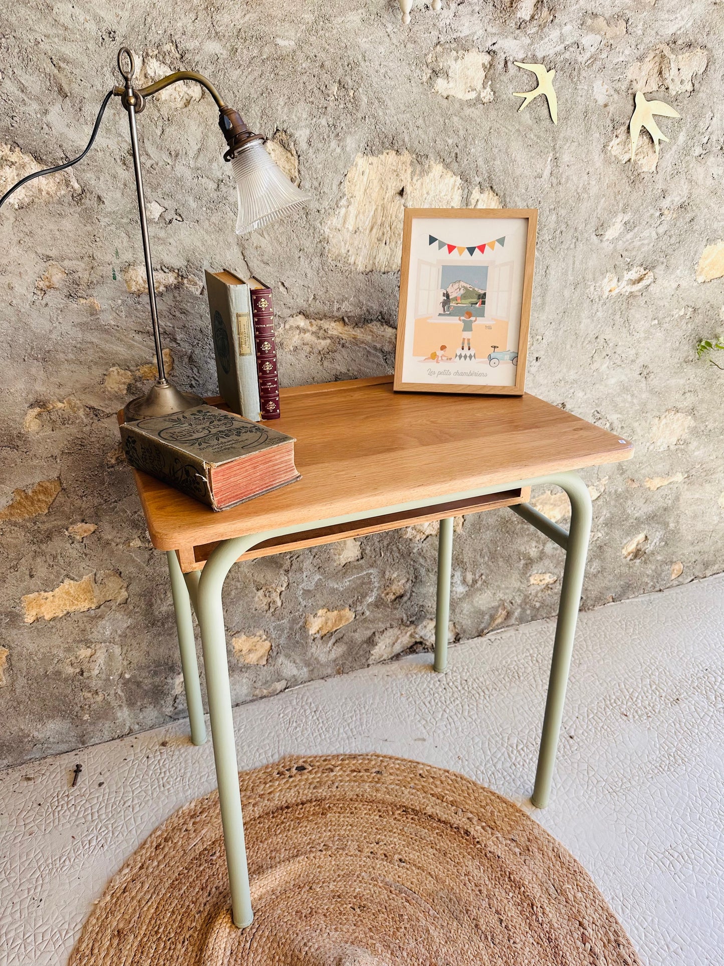 Bureau d’écolier vintage relooké De Raymonde à Zoé