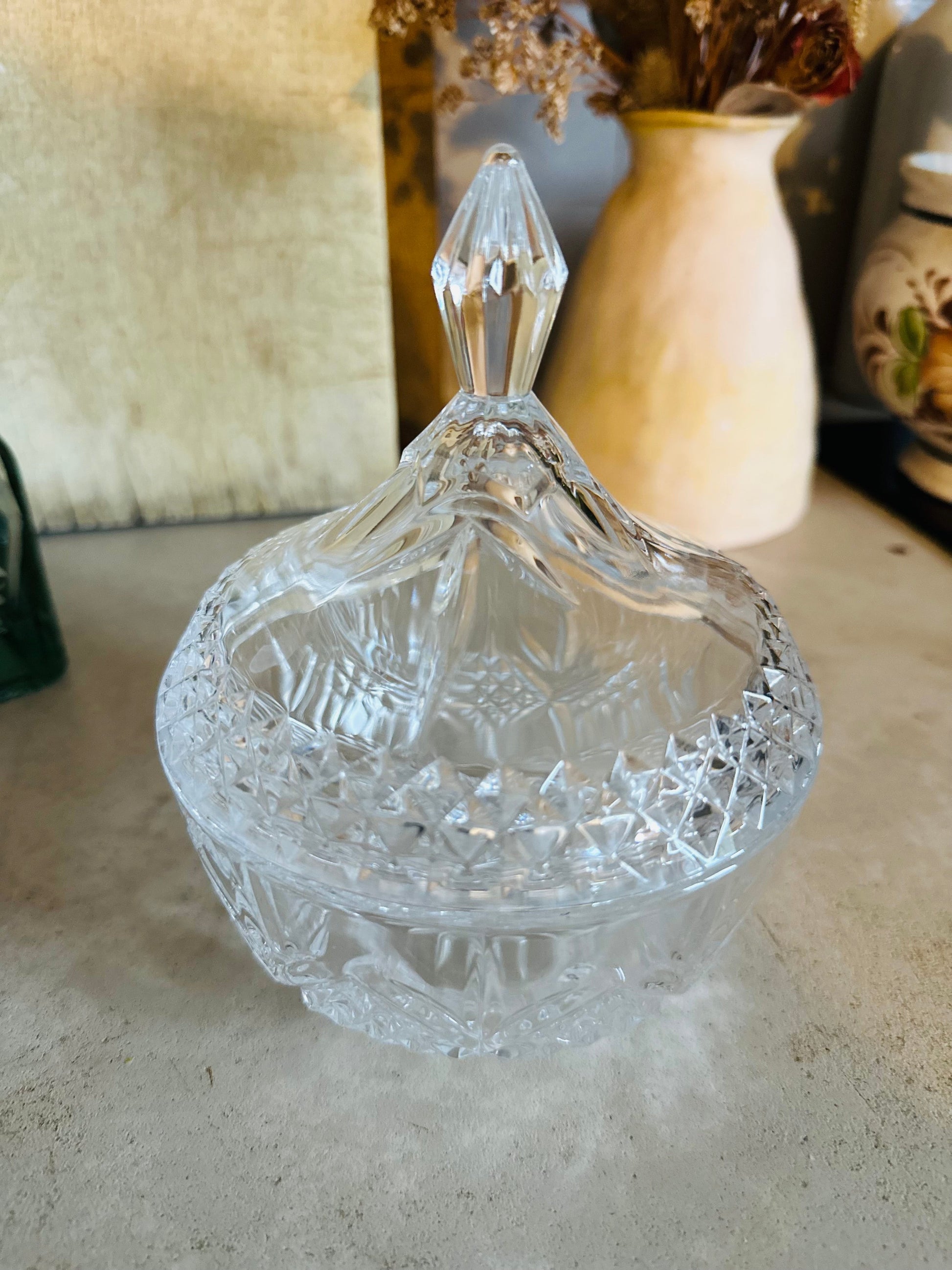 Bonbonnière en cristal vintage De Raymonde à Zoé