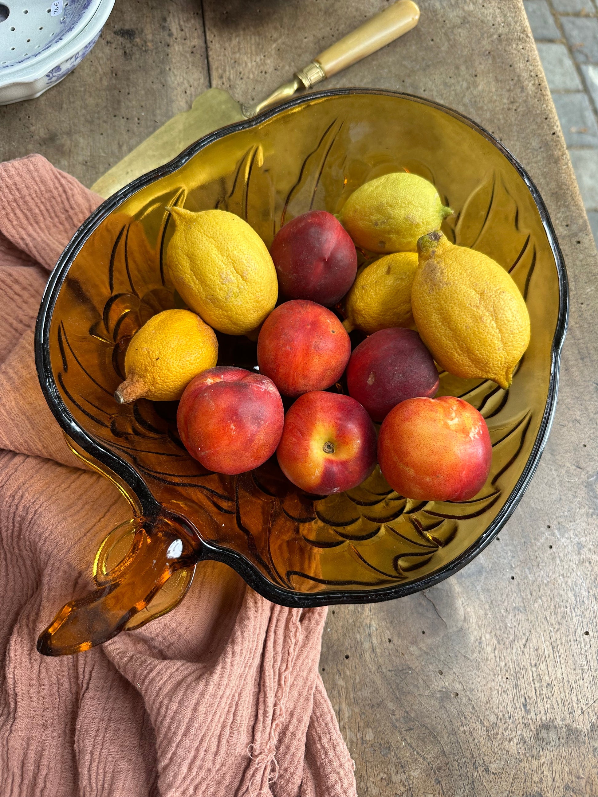 saladier ou coupe a fruits en verre De Raymonde à Zoé