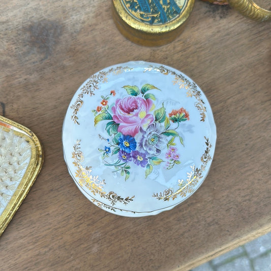 Boite à bijoux en porcelaine De Raymonde à Zoé