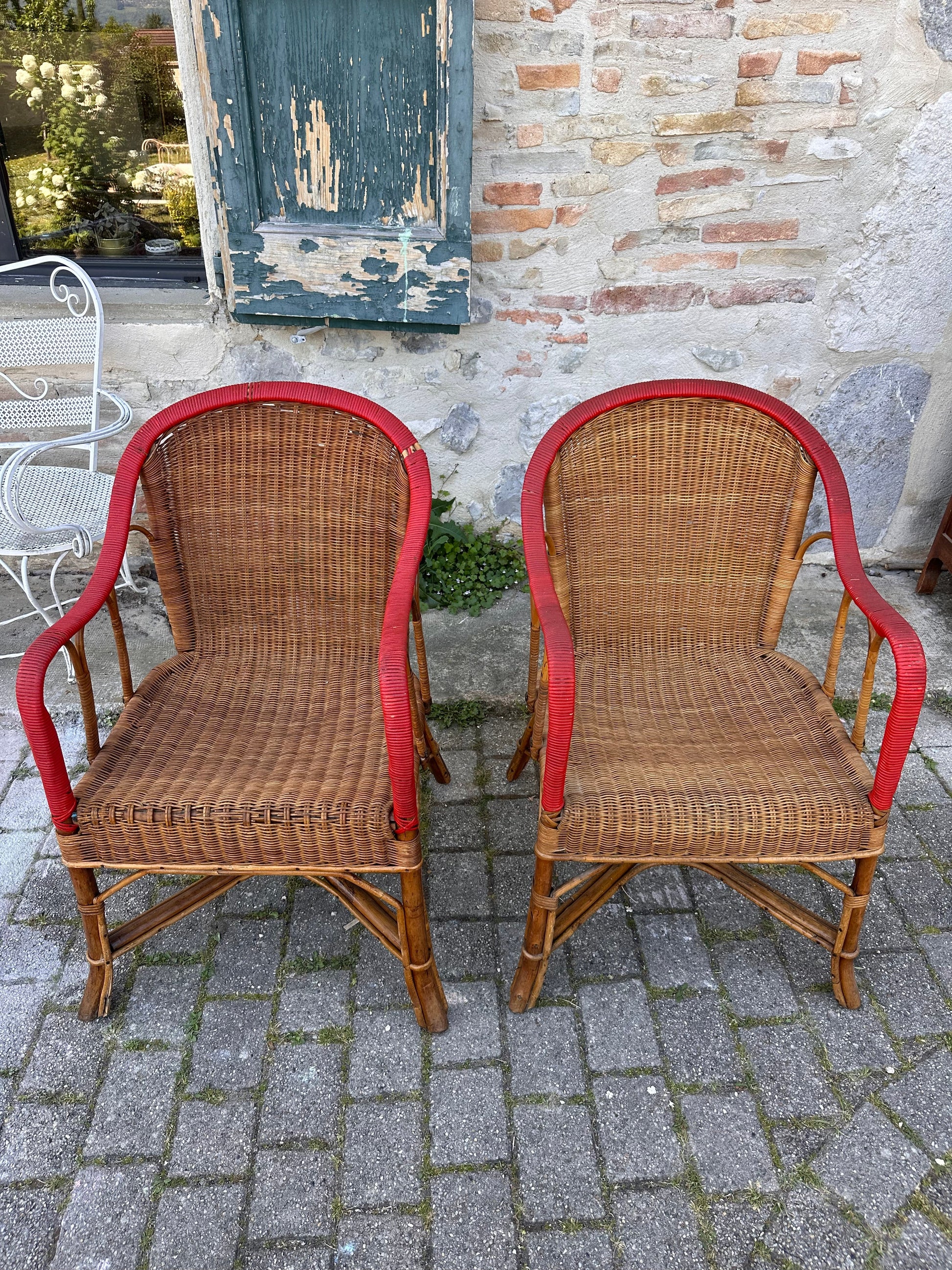 Salon de jardin en rotin vintage De Raymonde à Zoé