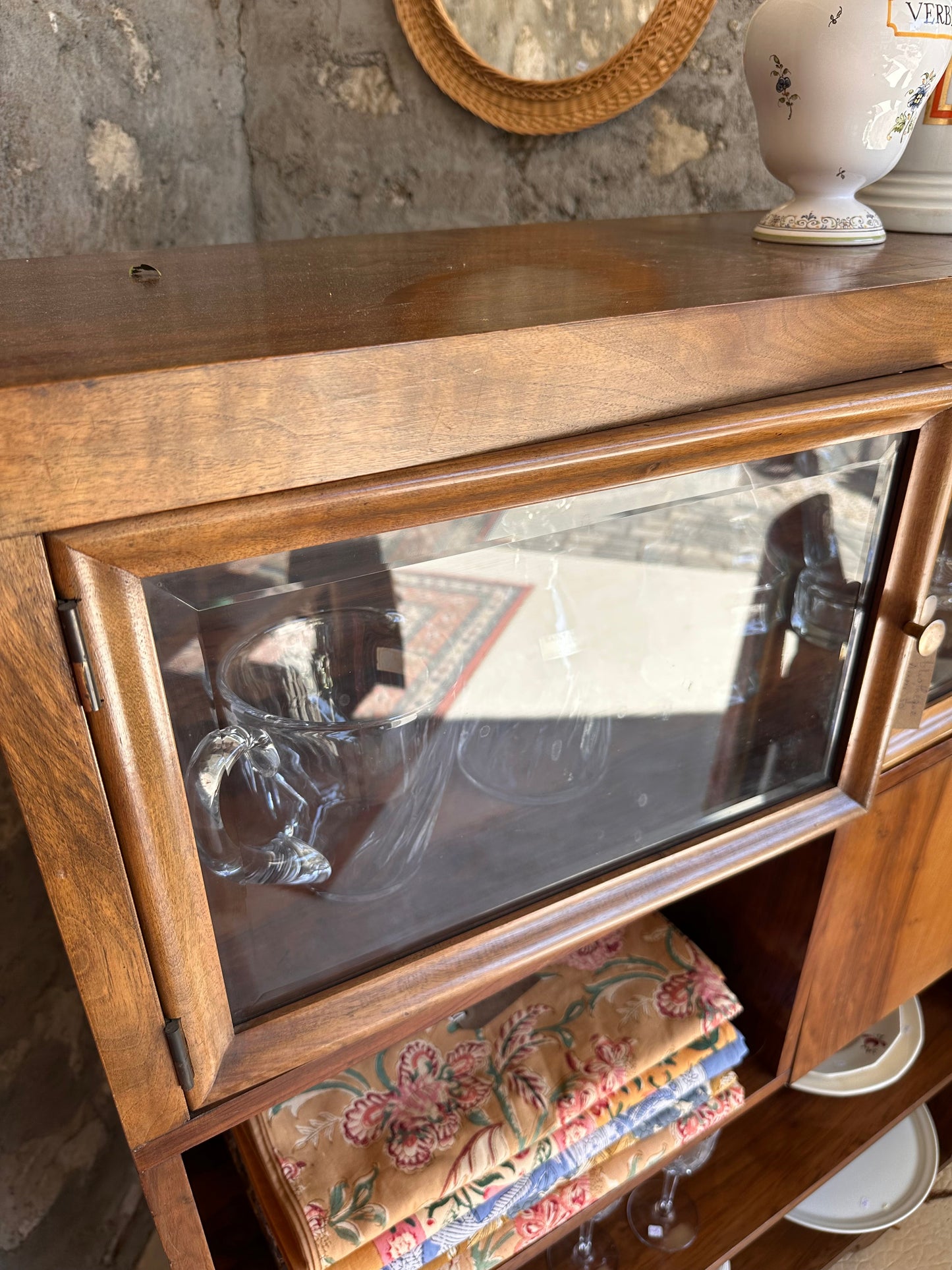 Vitrine années 50 De Raymonde à Zoé