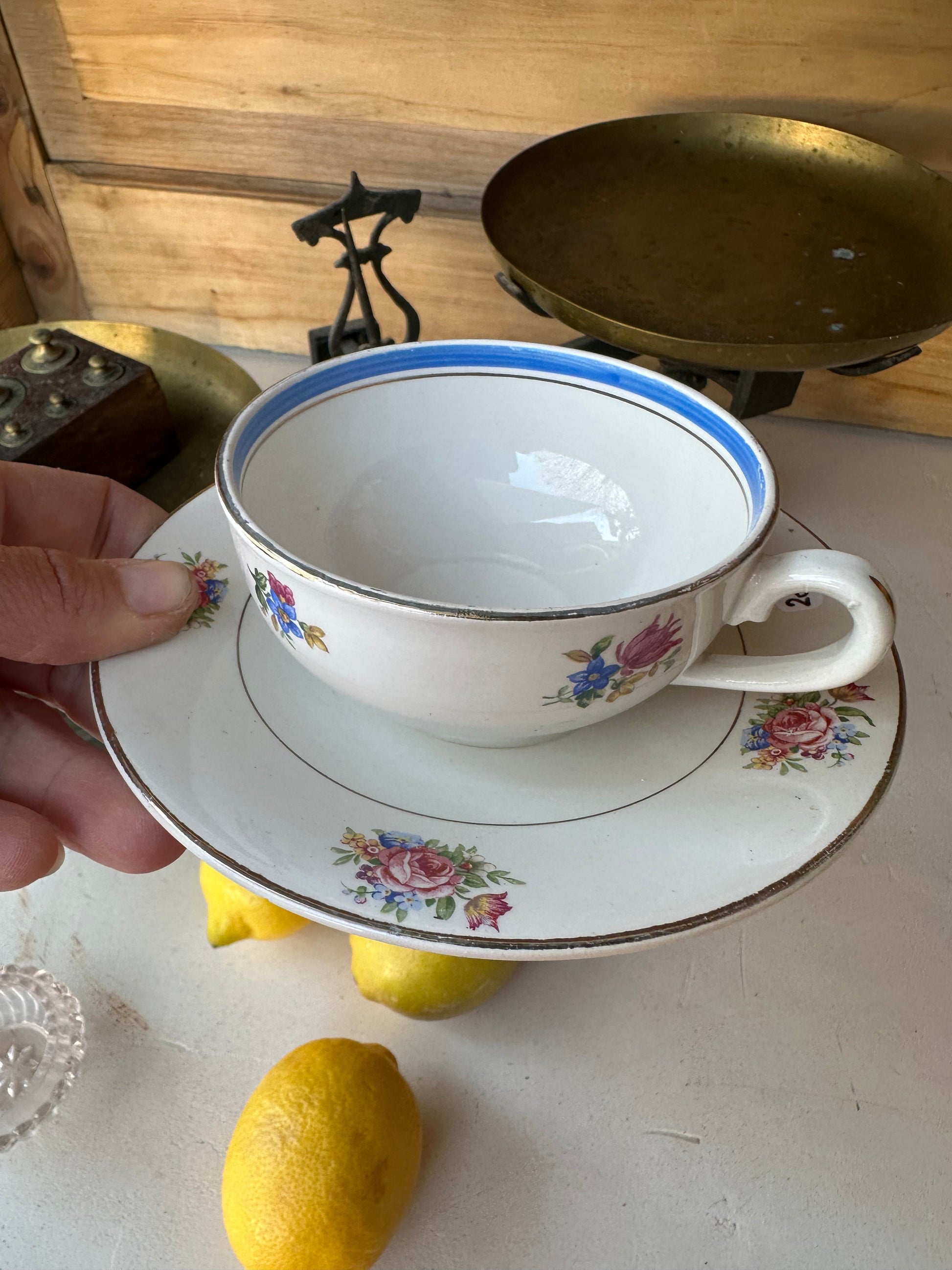 Tasse et soucoupe assortie faïence Sarreguemines De Raymonde à Zoé