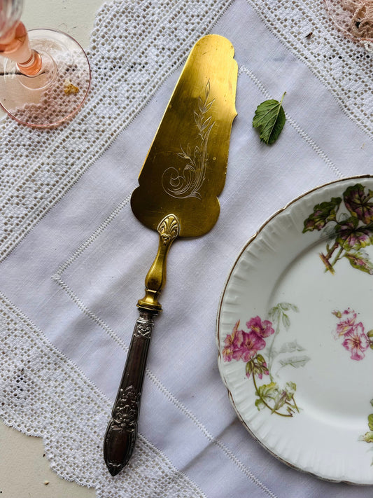 Pelle à tarte en métal doré et argenté De Raymonde à Zoé